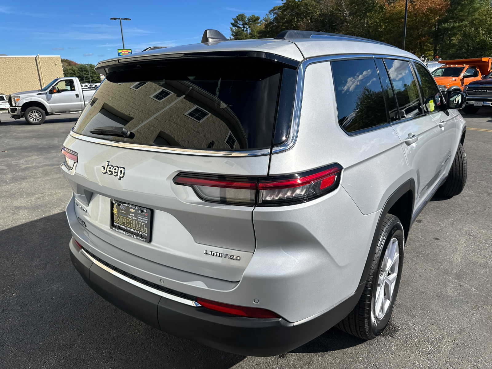 2023 Jeep Grand Cherokee L Limited 10