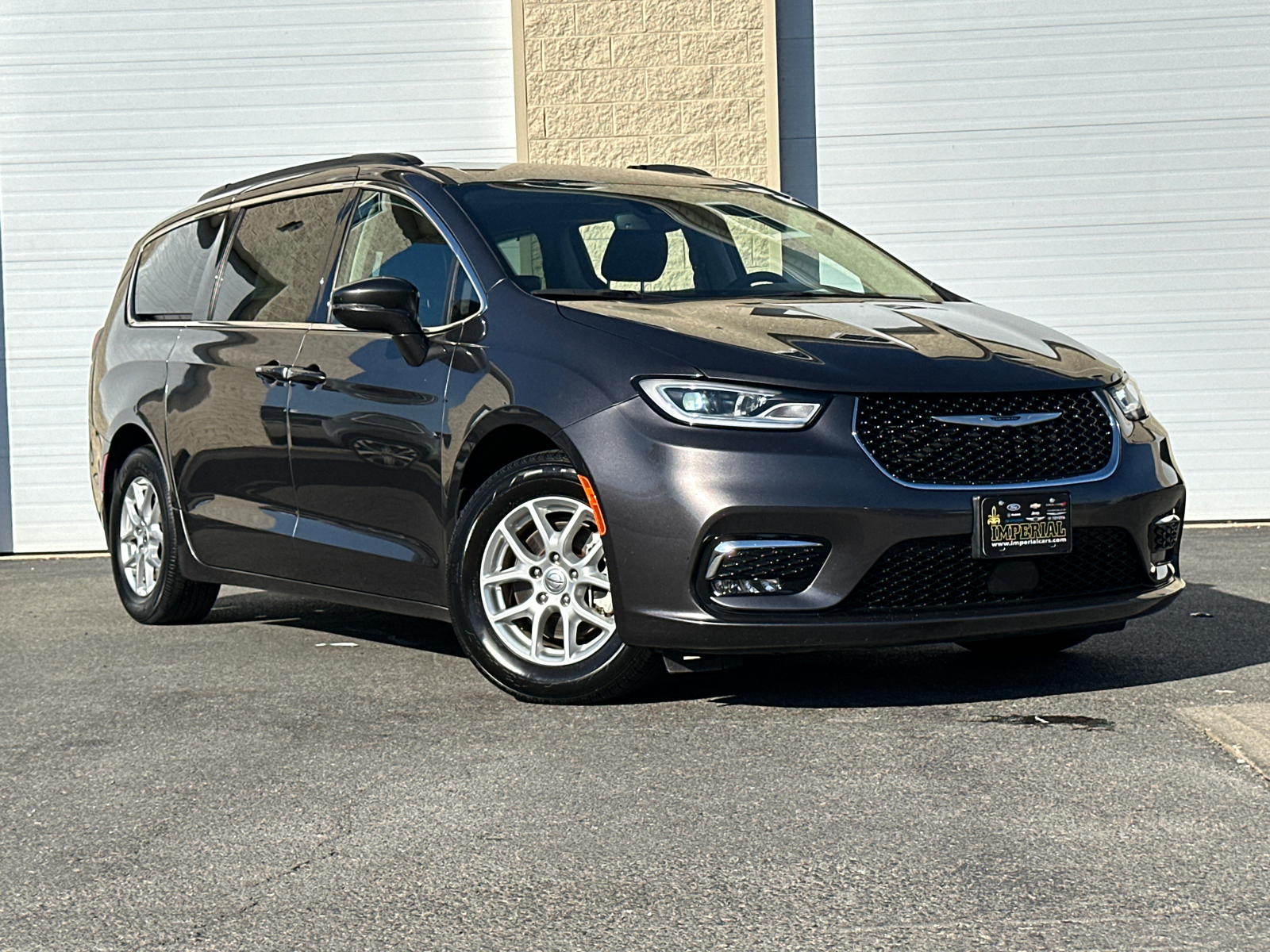 2022 Chrysler Pacifica Touring L 2