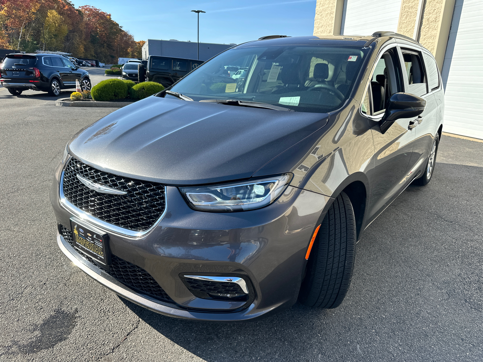 2022 Chrysler Pacifica Touring L 4