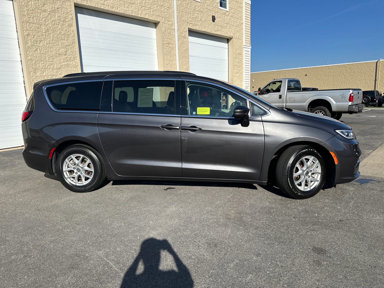 2022 Chrysler Pacifica Touring L 12