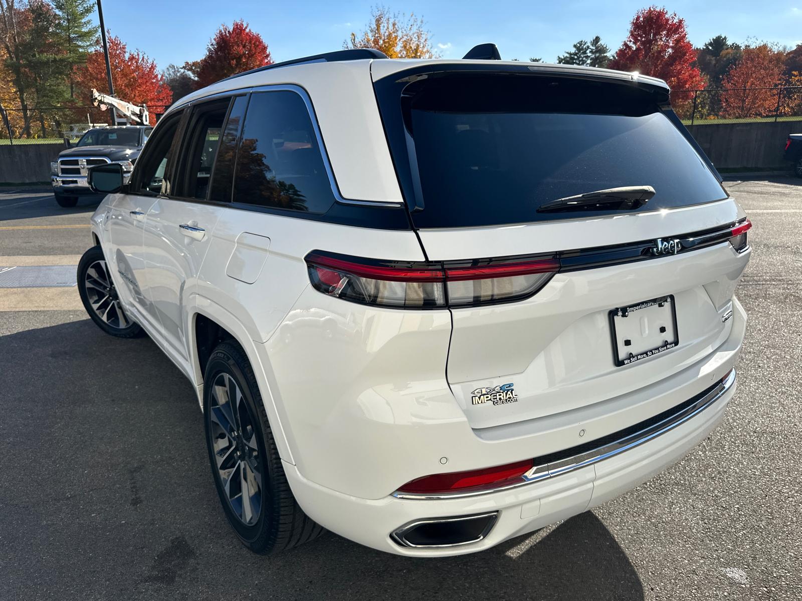 2023 Jeep Grand Cherokee Overland 4xe 7