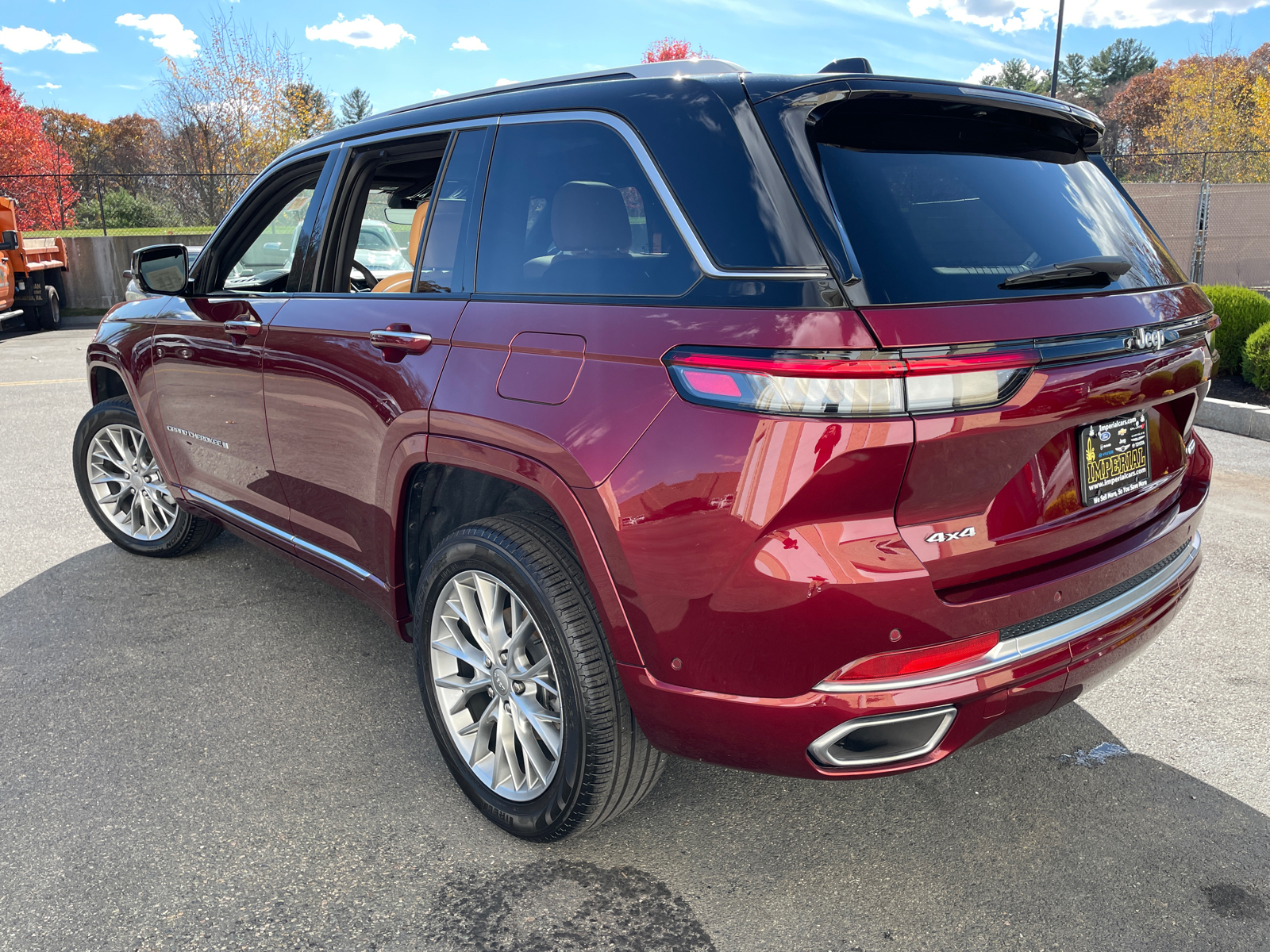 2024 Jeep Grand Cherokee Summit 9