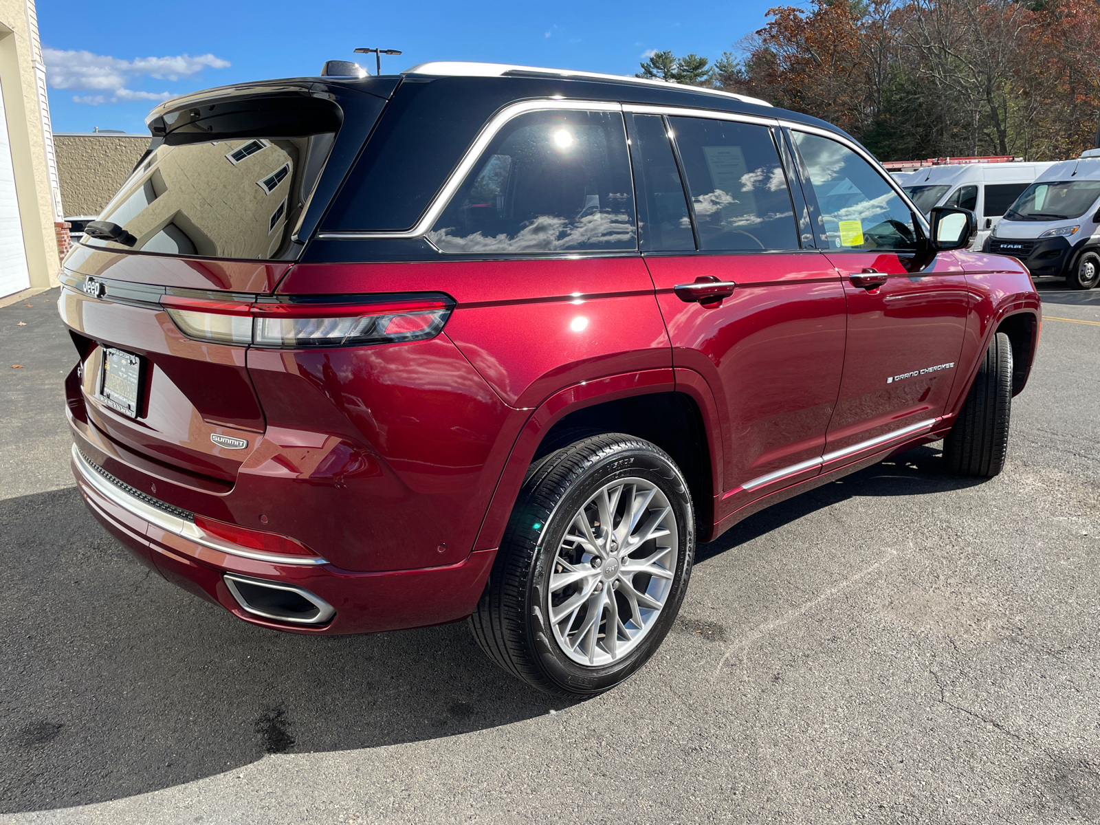 2024 Jeep Grand Cherokee Summit 15