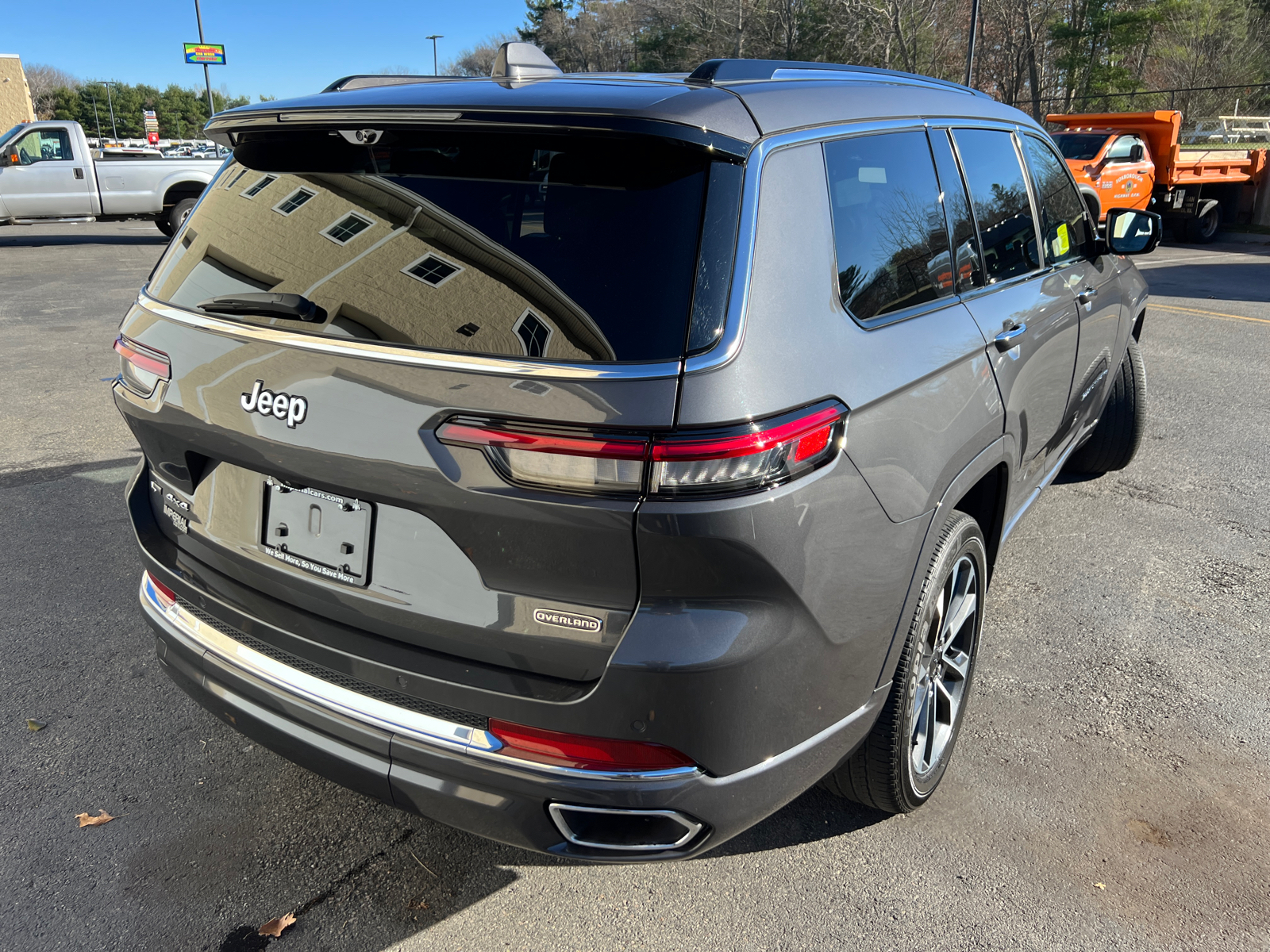 2022 Jeep Grand Cherokee L Overland 10