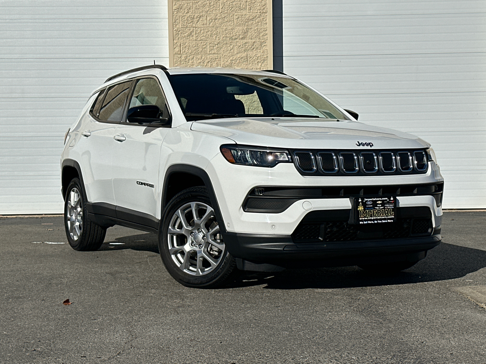 2022 Jeep Compass Latitude Lux 2