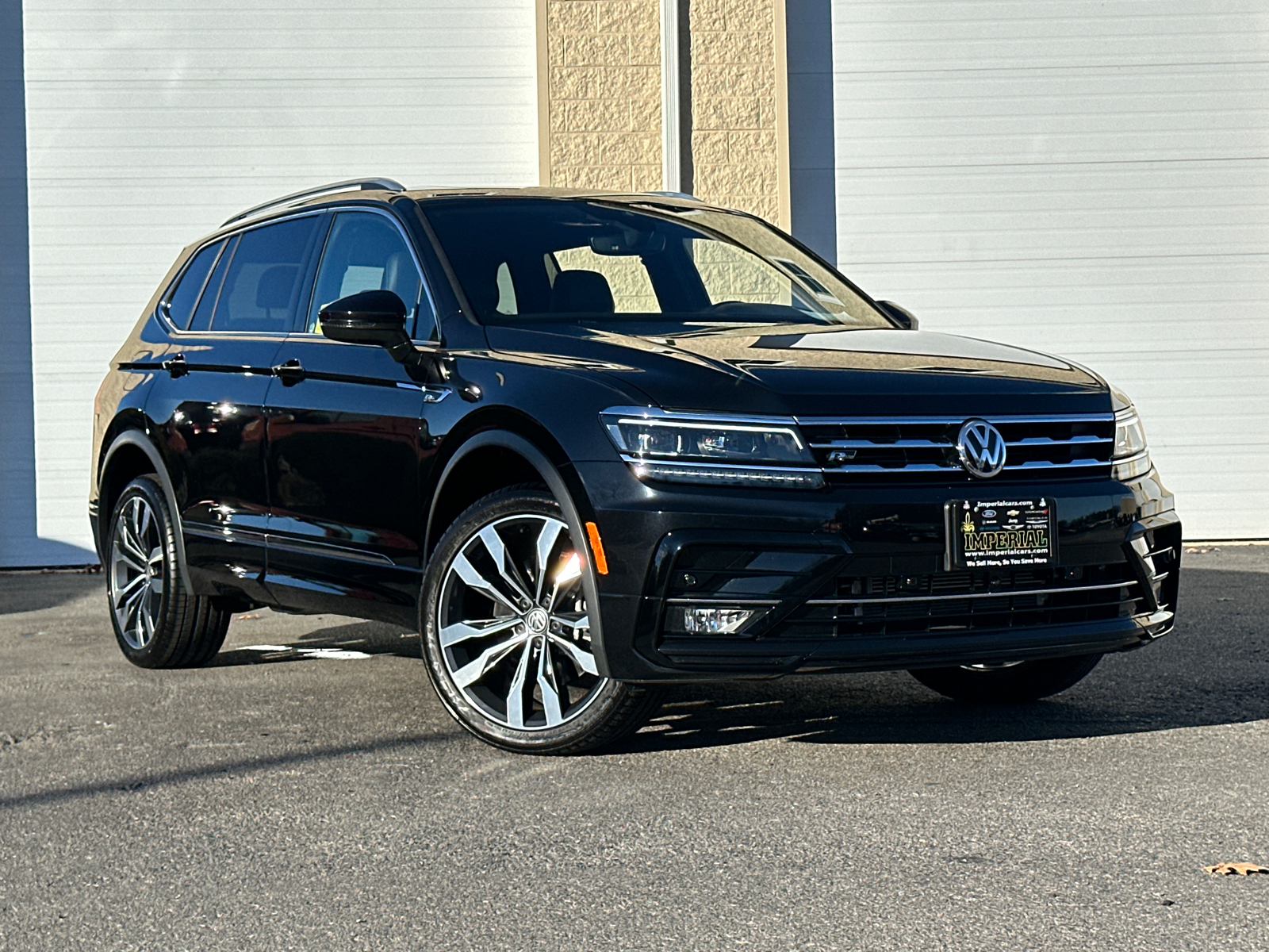 2021 Volkswagen Tiguan 2.0T SEL Premium R-Line 2