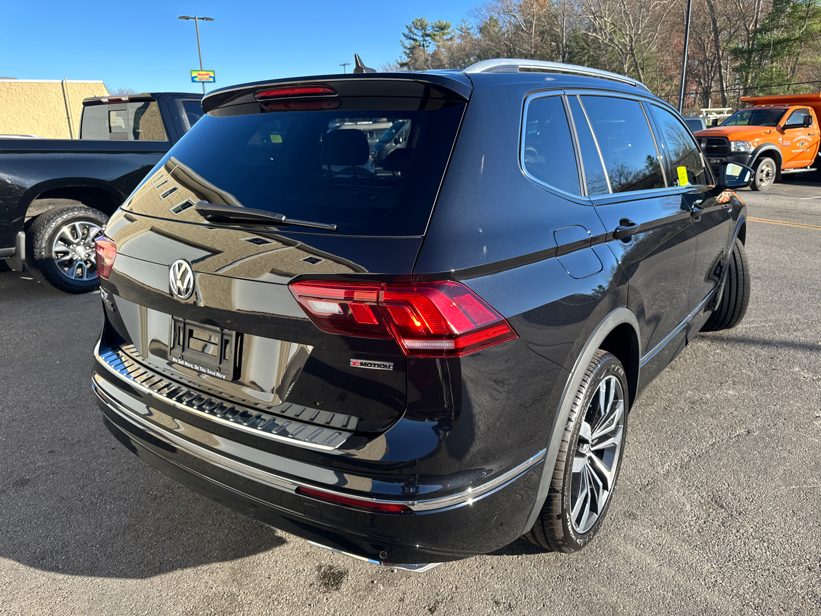 2021 Volkswagen Tiguan 2.0T SEL Premium R-Line 10