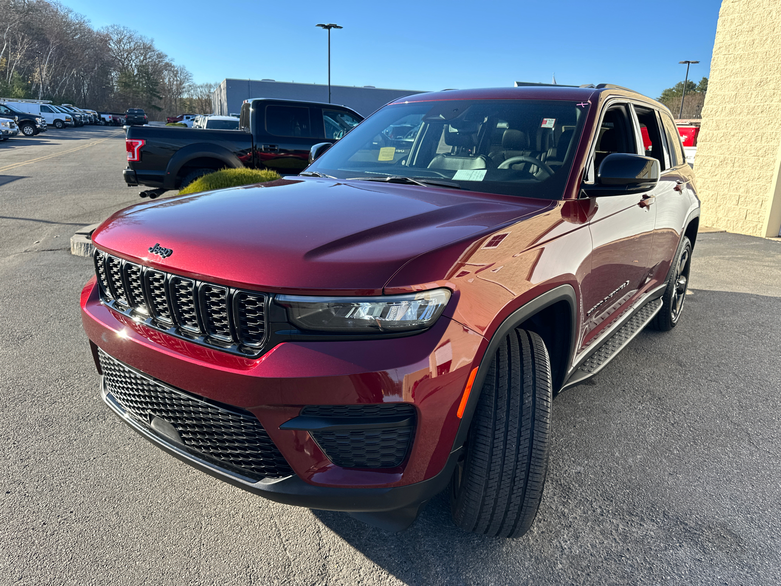 2023 Jeep Grand Cherokee Altitude 4