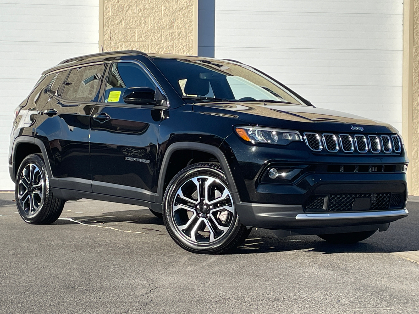 2023 Jeep Compass Limited 2