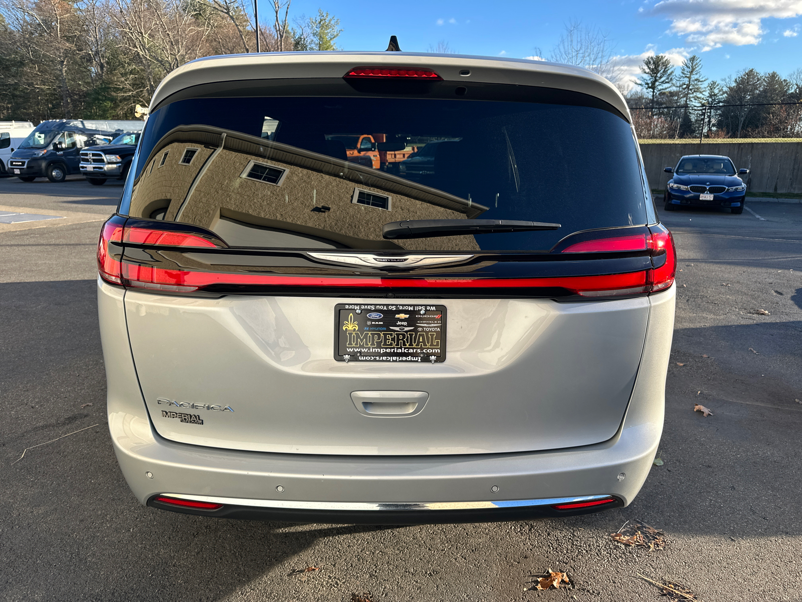 2023 Chrysler Pacifica Touring 9