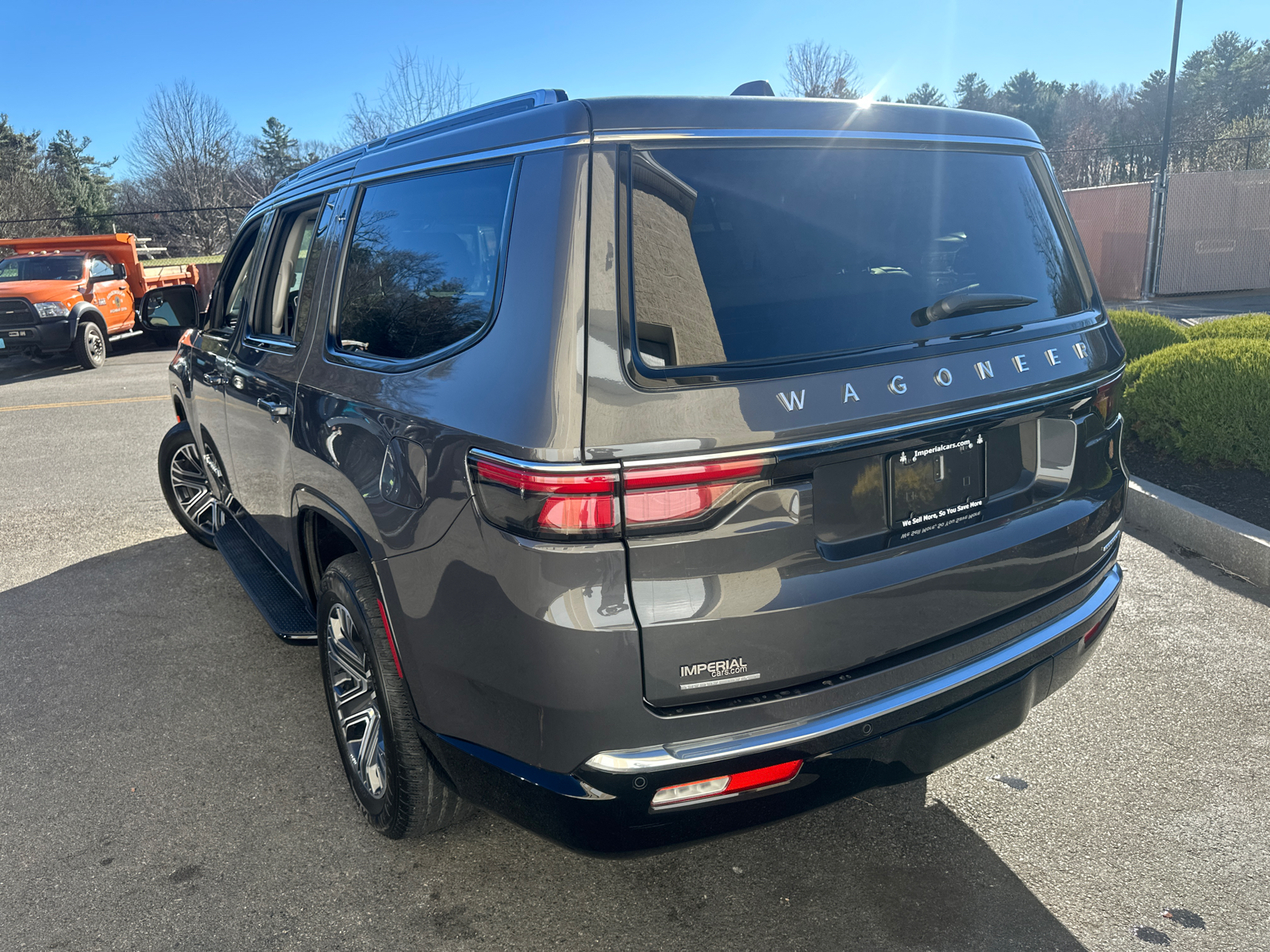 2023 Jeep Wagoneer Series II 7