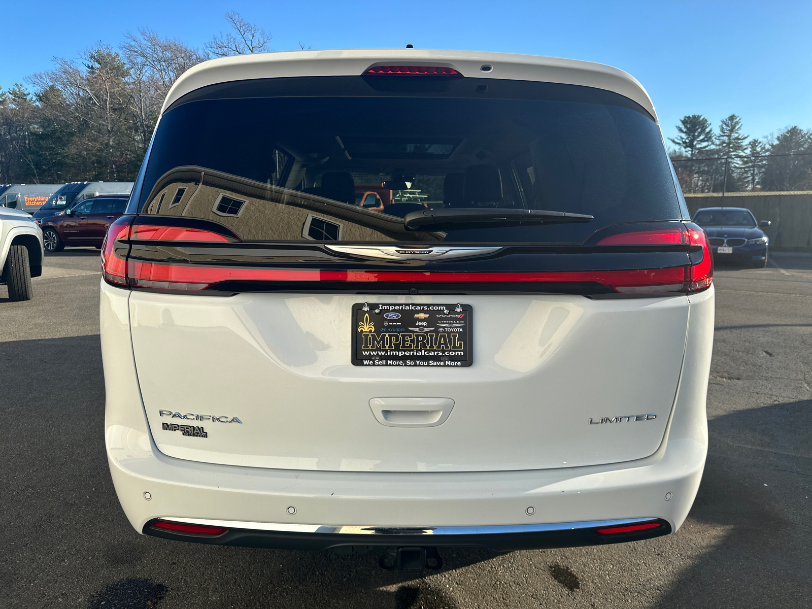 2023 Chrysler Pacifica Limited 11