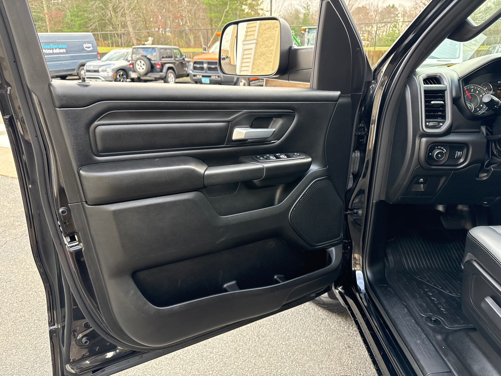 2023 Ram 1500 Tradesman 18