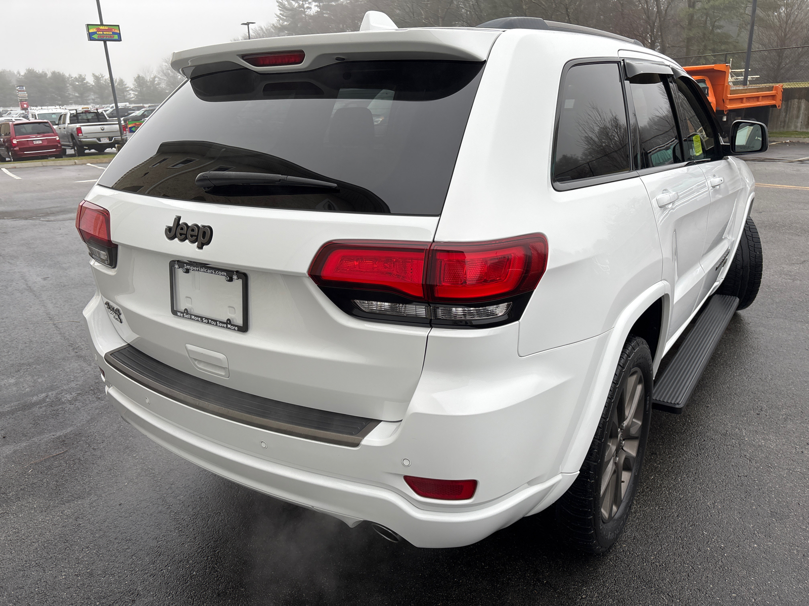 2017 Jeep Grand Cherokee Limited 11