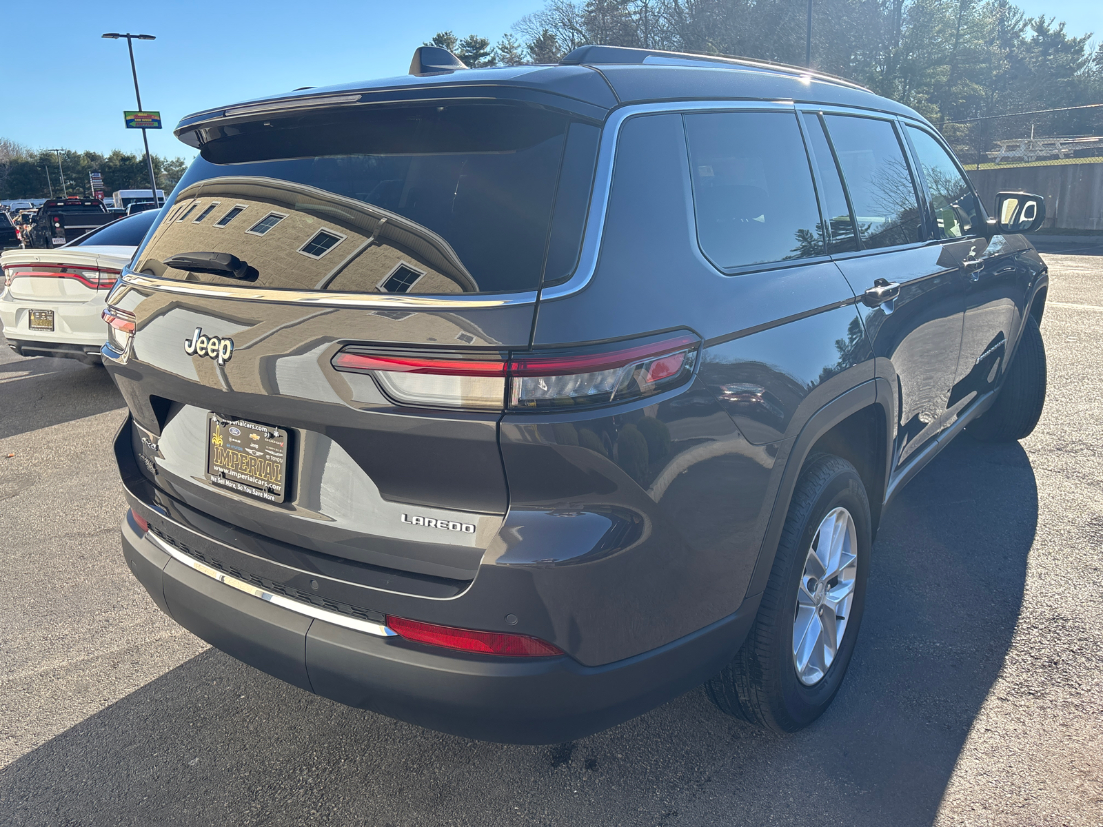 2023 Jeep Grand Cherokee L Laredo 10