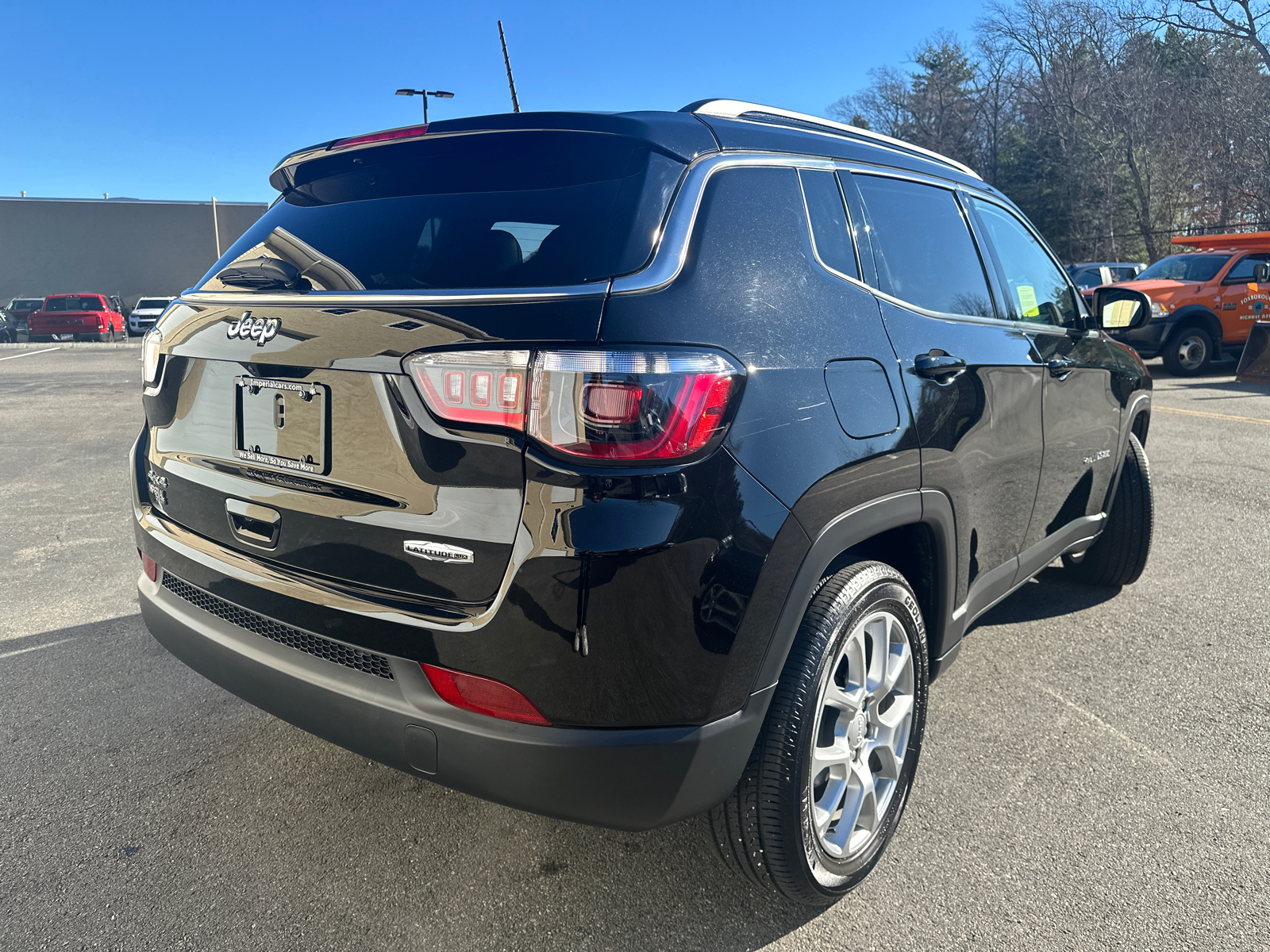 2023 Jeep Compass Latitude Lux 10