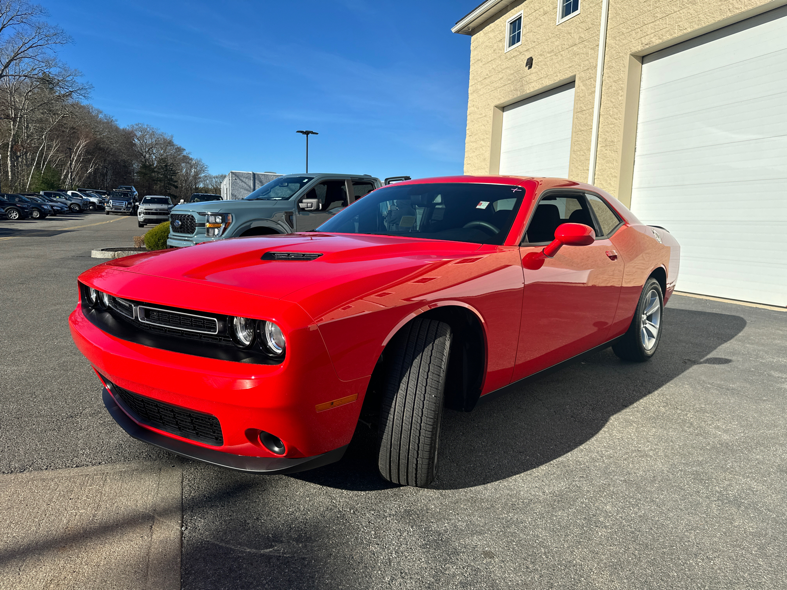 2023 Dodge Challenger SXT 4