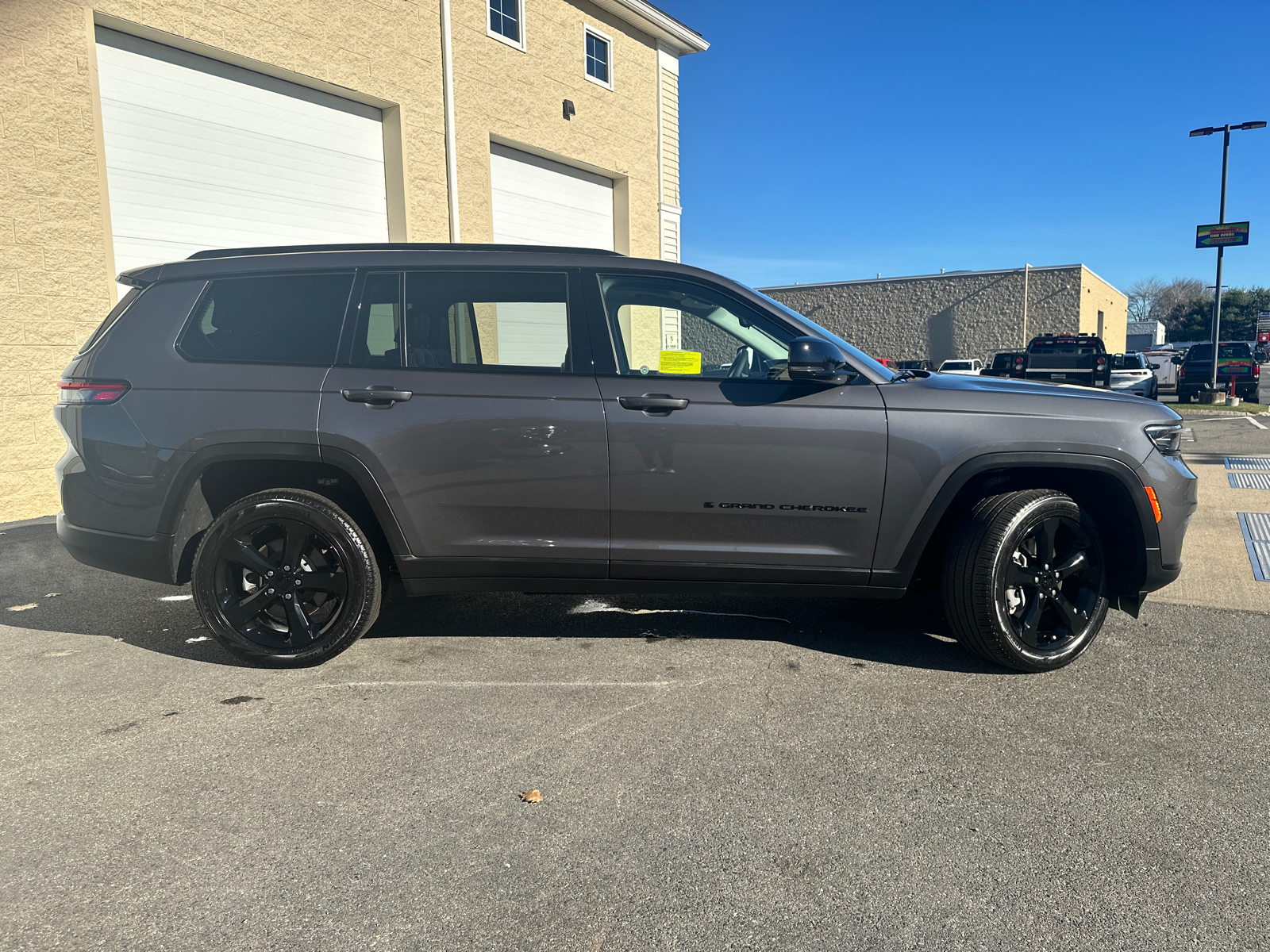 2024 Jeep Grand Cherokee L Limited 11