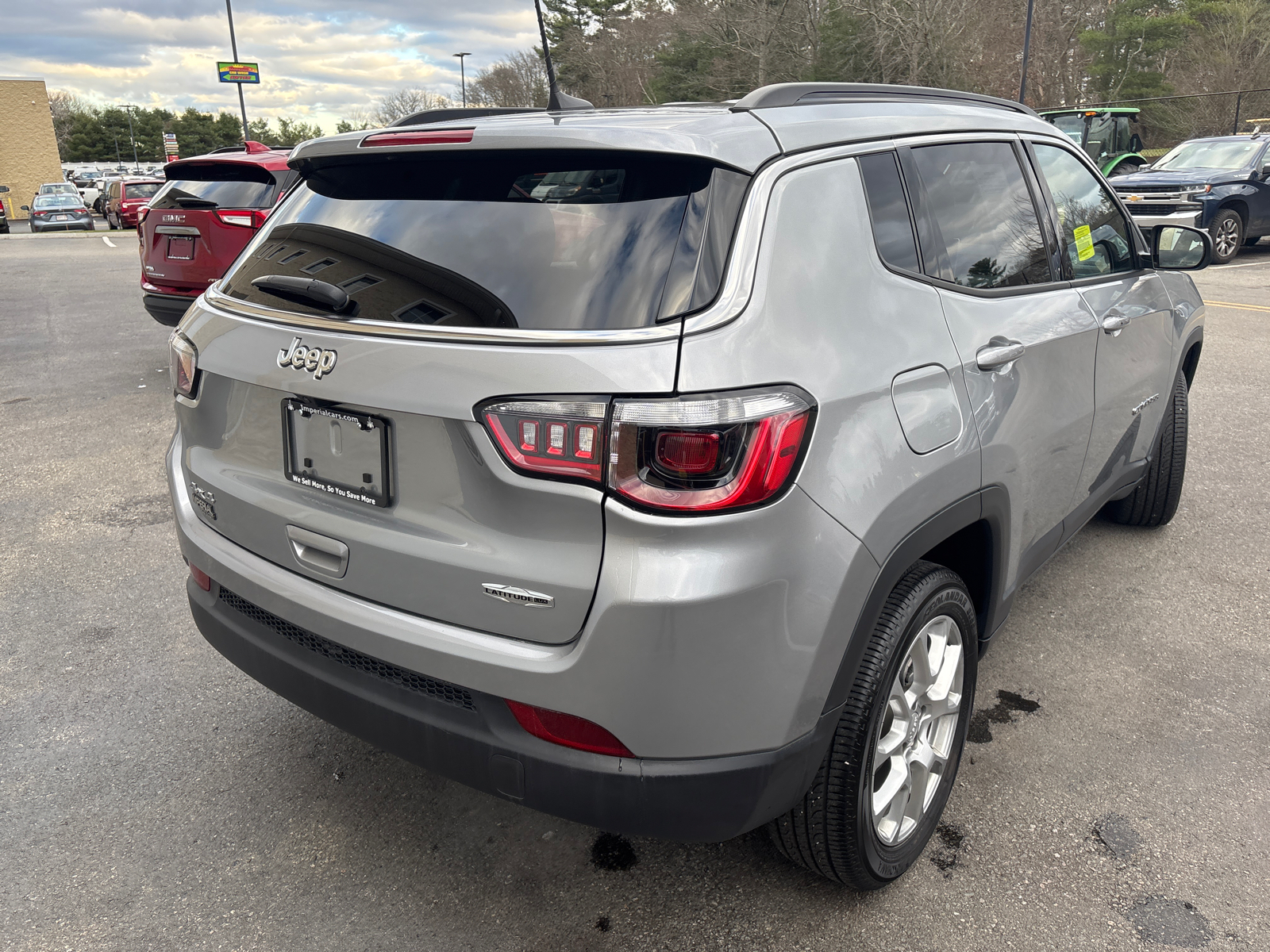 2023 Jeep Compass Latitude Lux 10