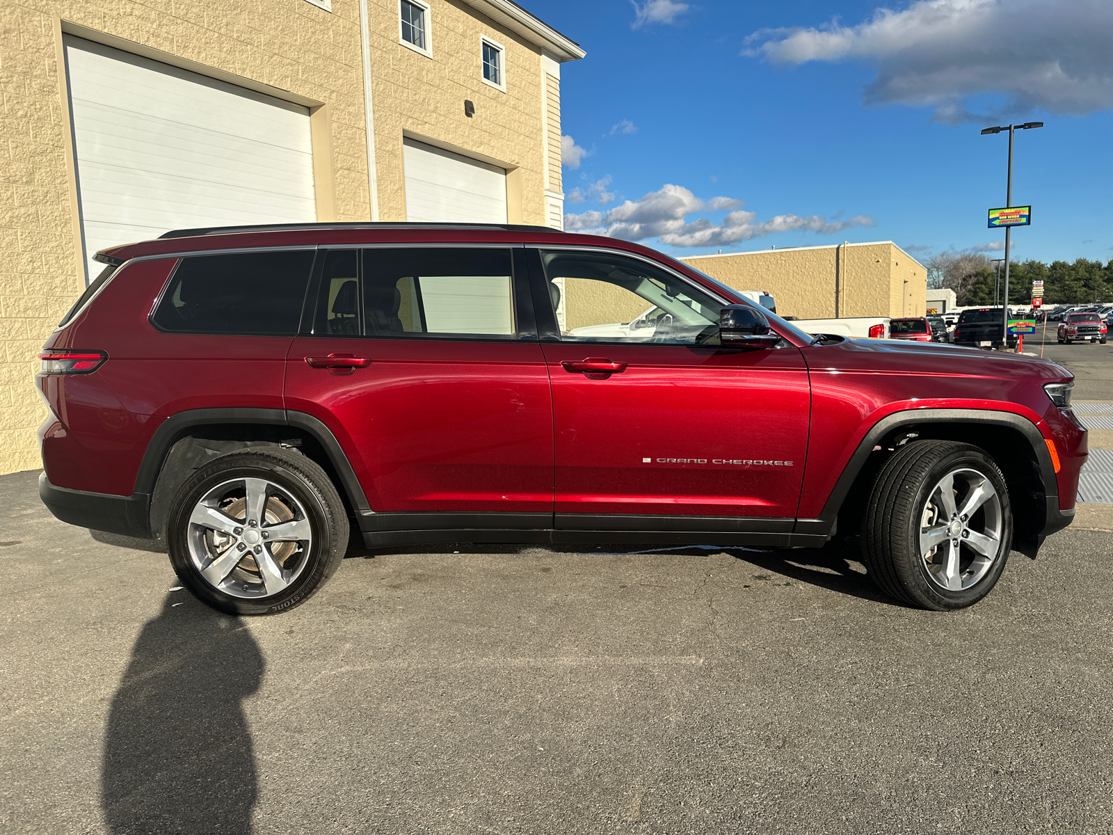 2022 Jeep Grand Cherokee L Limited 11