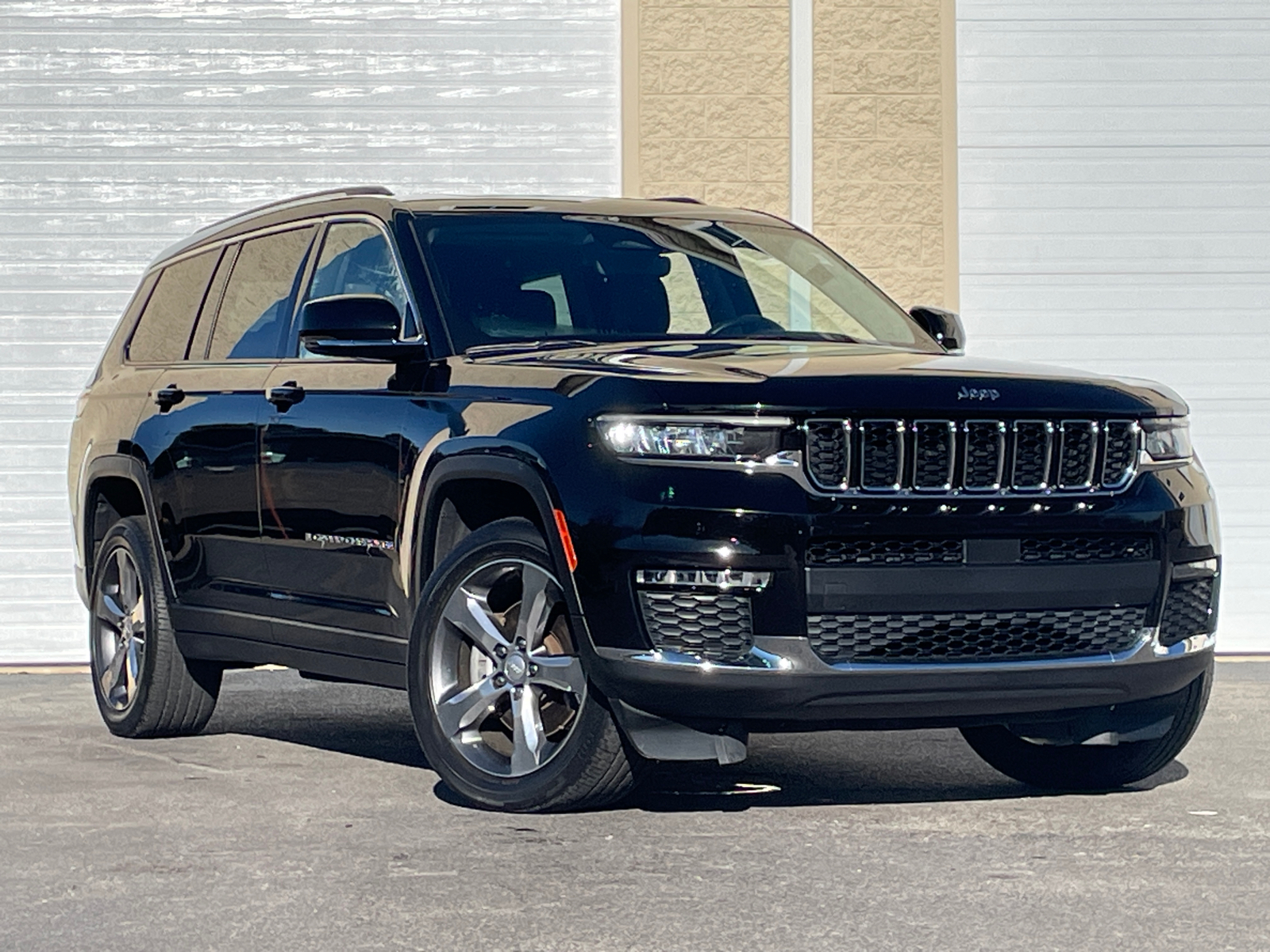 2021 Jeep Grand Cherokee L Limited 1