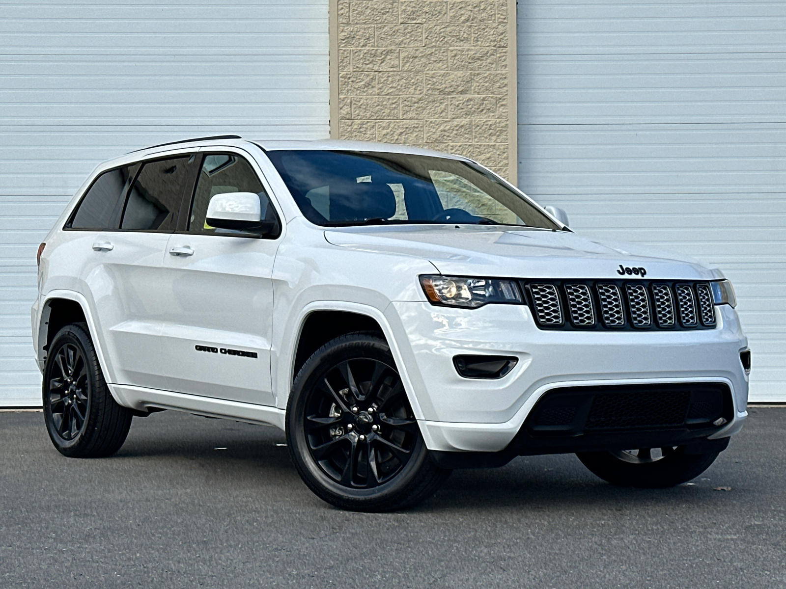 2021 Jeep Grand Cherokee Laredo X 1