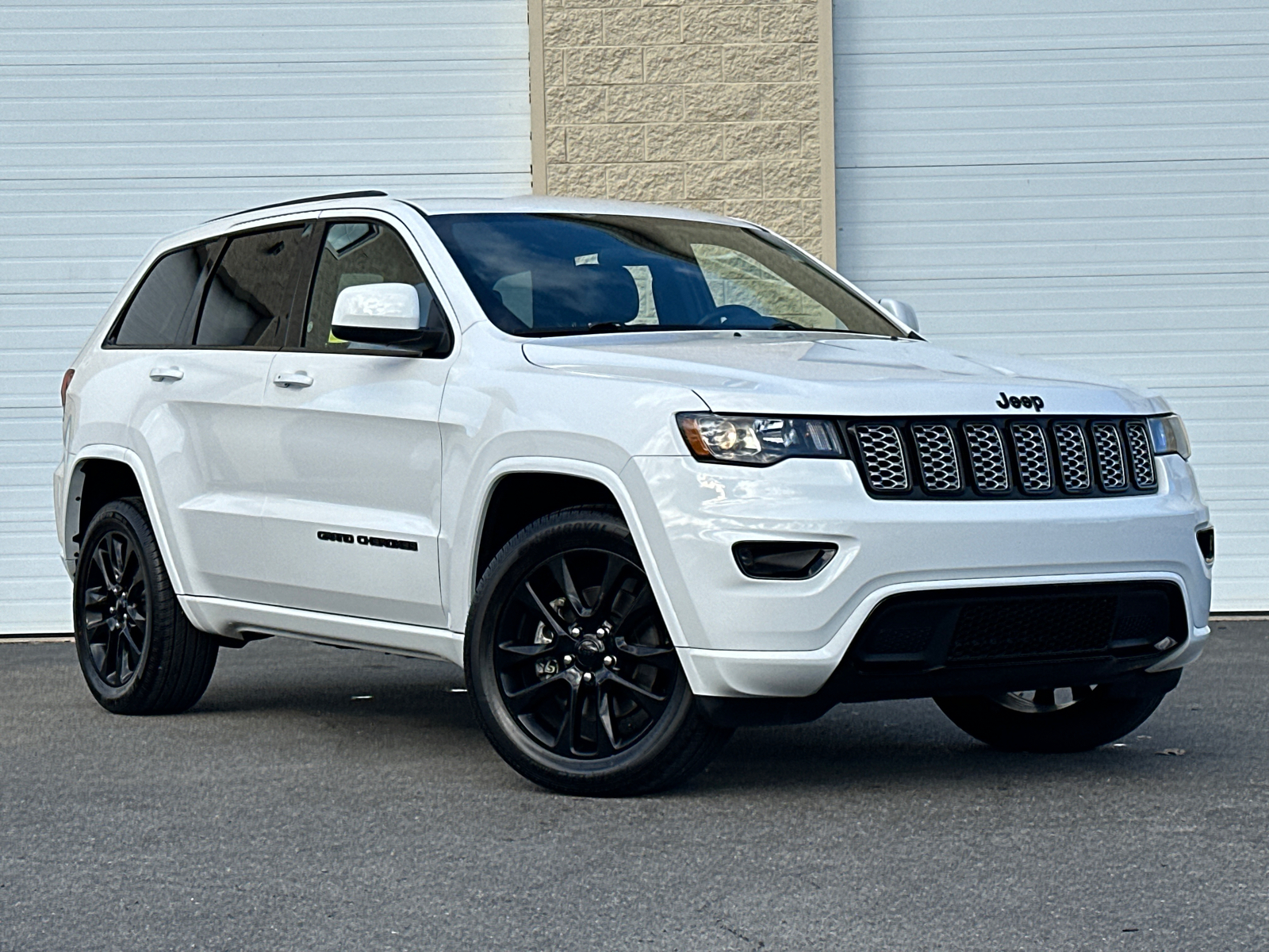 2021 Jeep Grand Cherokee Laredo X 2