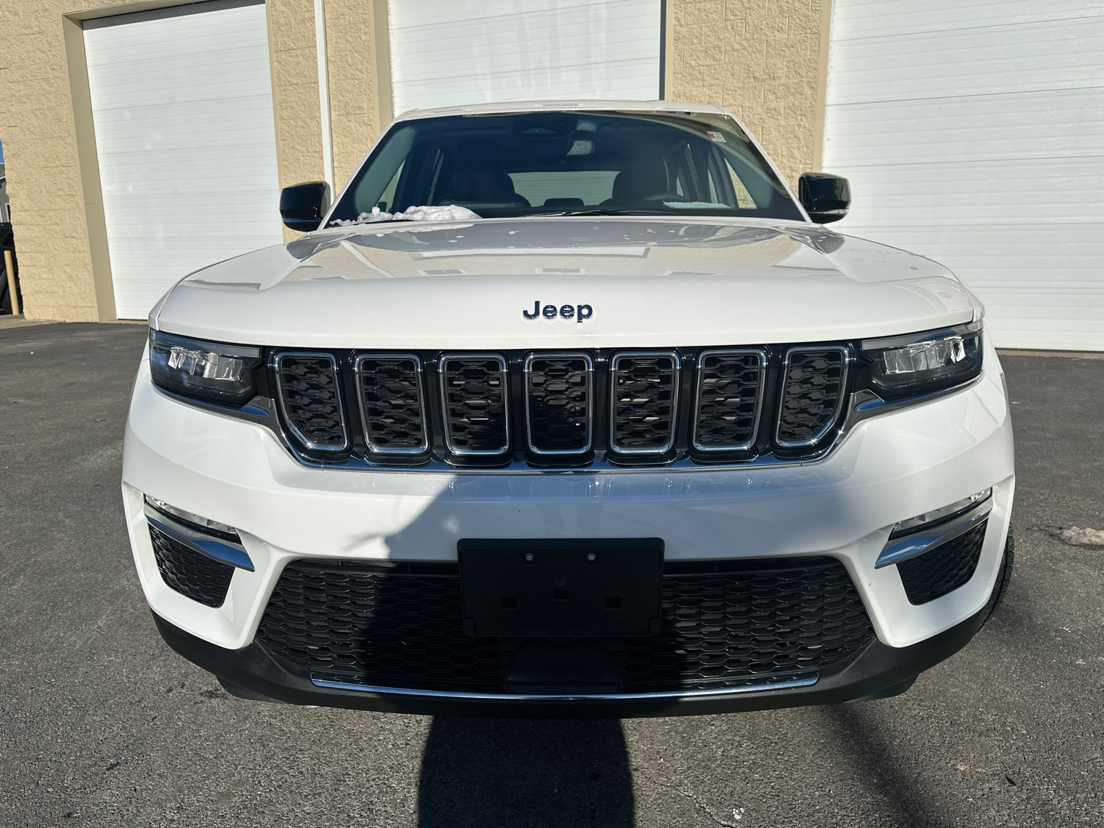 2023 Jeep Grand Cherokee Limited 3