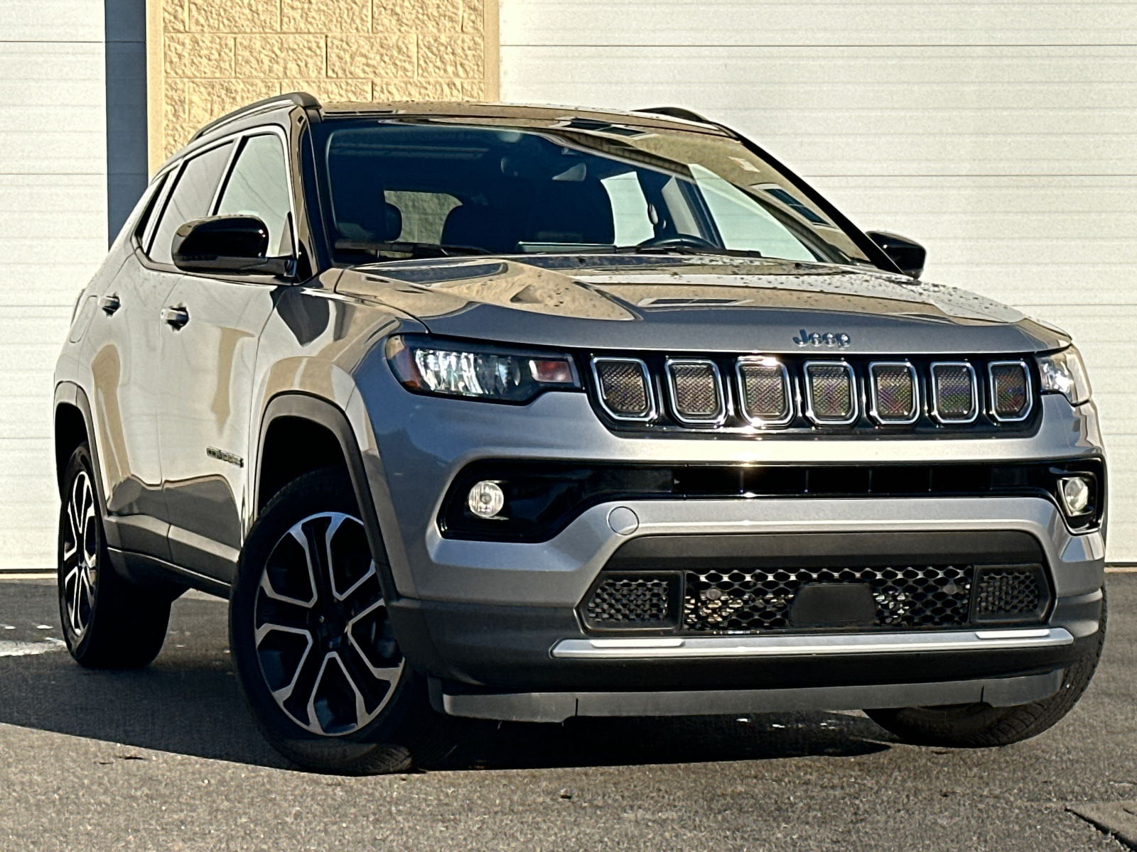 2022 Jeep Compass Limited 1