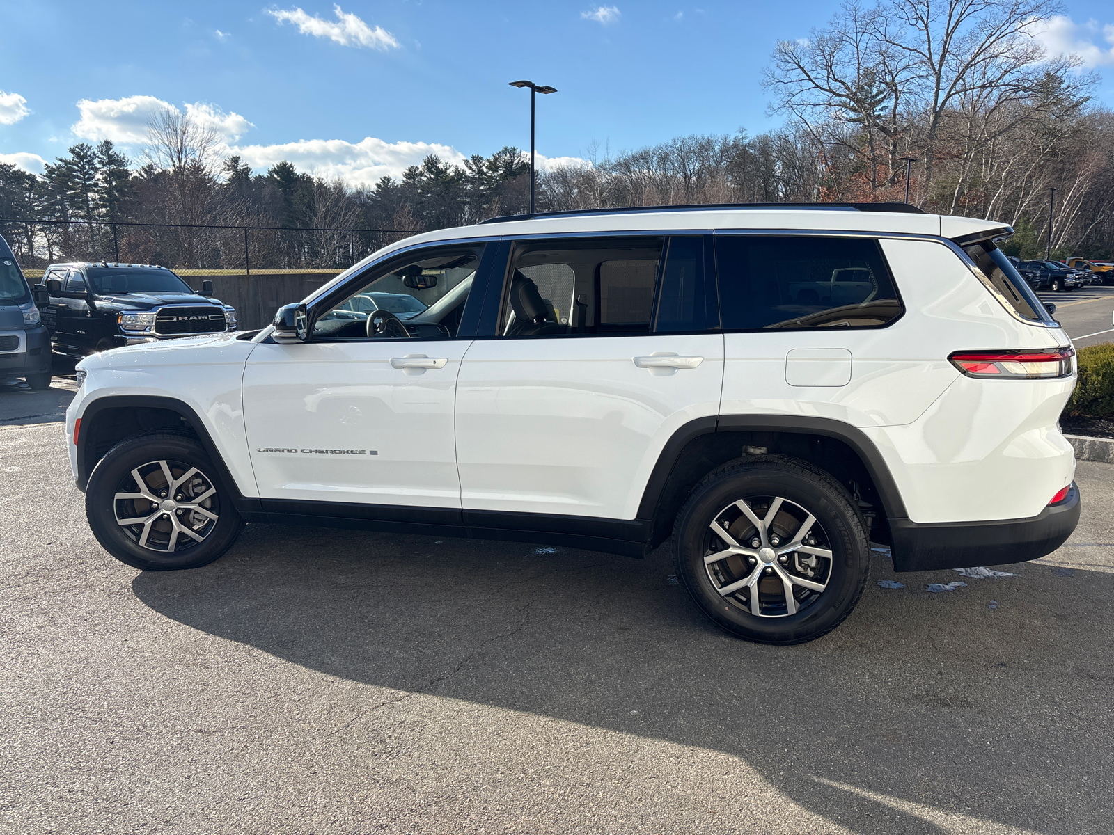 2023 Jeep Grand Cherokee L Limited 5