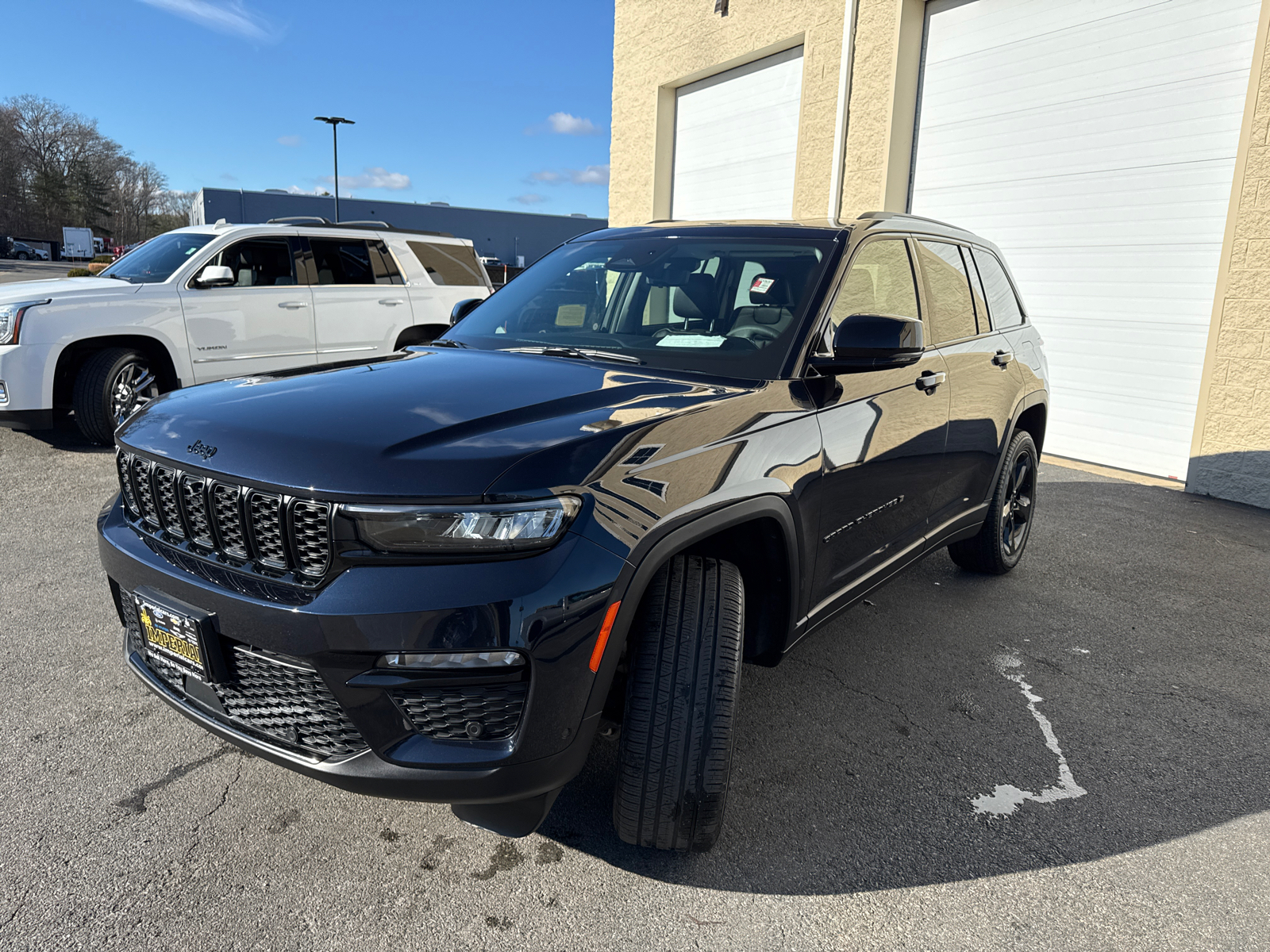 2023 Jeep Grand Cherokee Limited 3