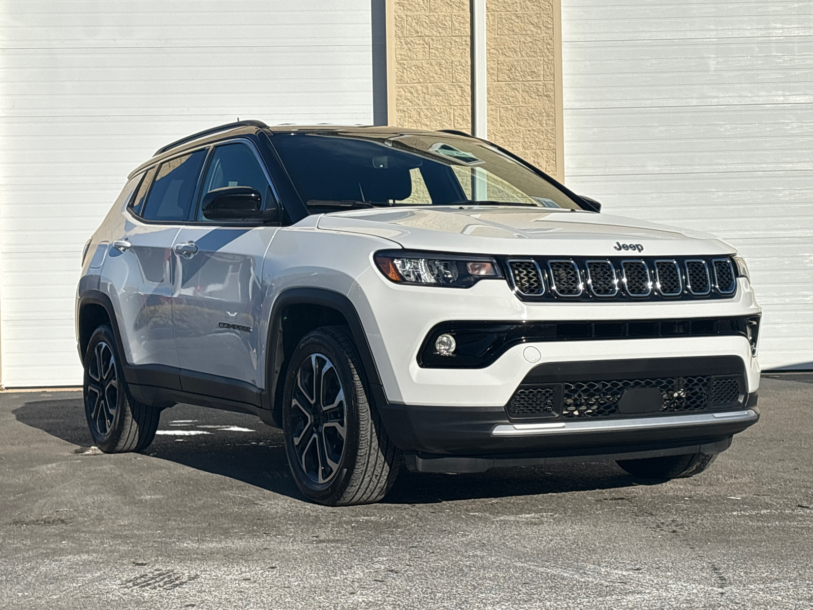 2023 Jeep Compass  1