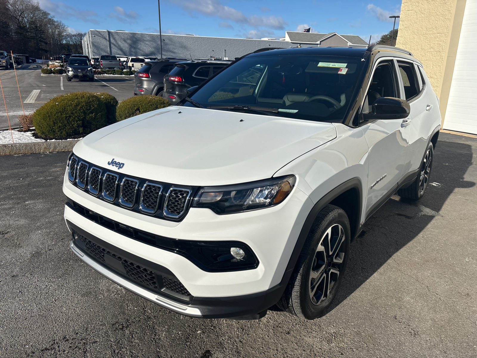 2023 Jeep Compass  4