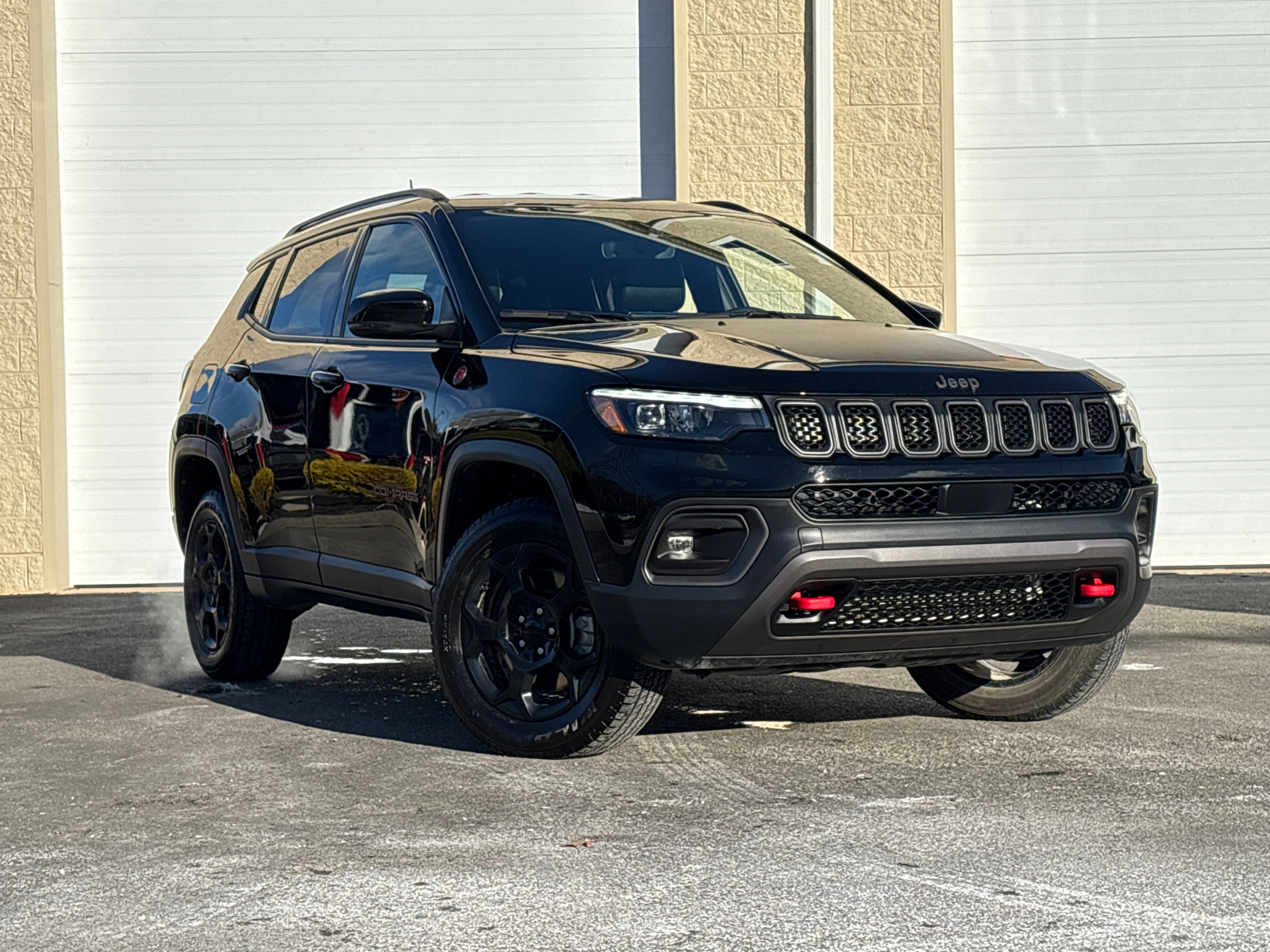 2023 Jeep Compass Trailhawk 1