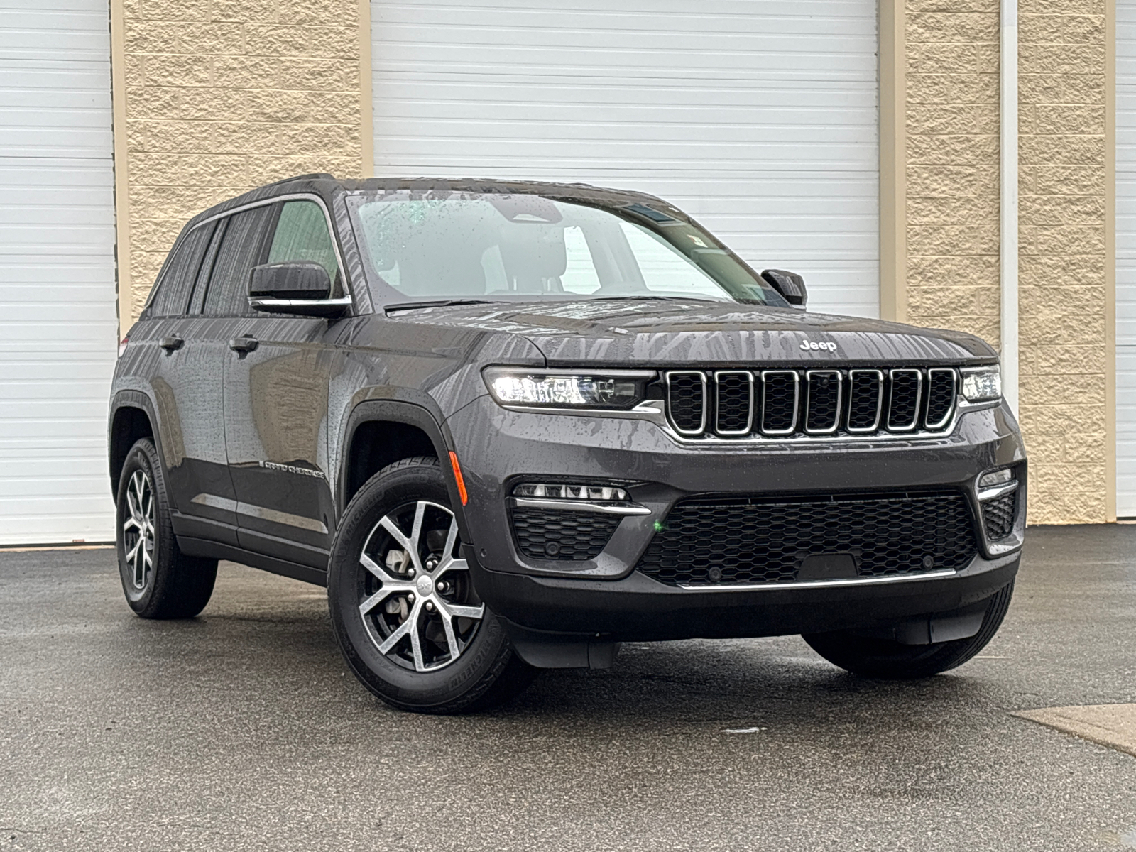 2023 Jeep Grand Cherokee Limited 2