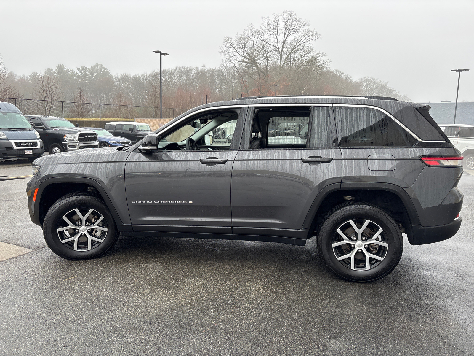 2023 Jeep Grand Cherokee Limited 5