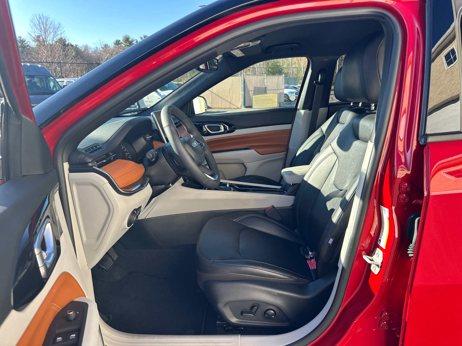 2023 Jeep Compass Limited 32