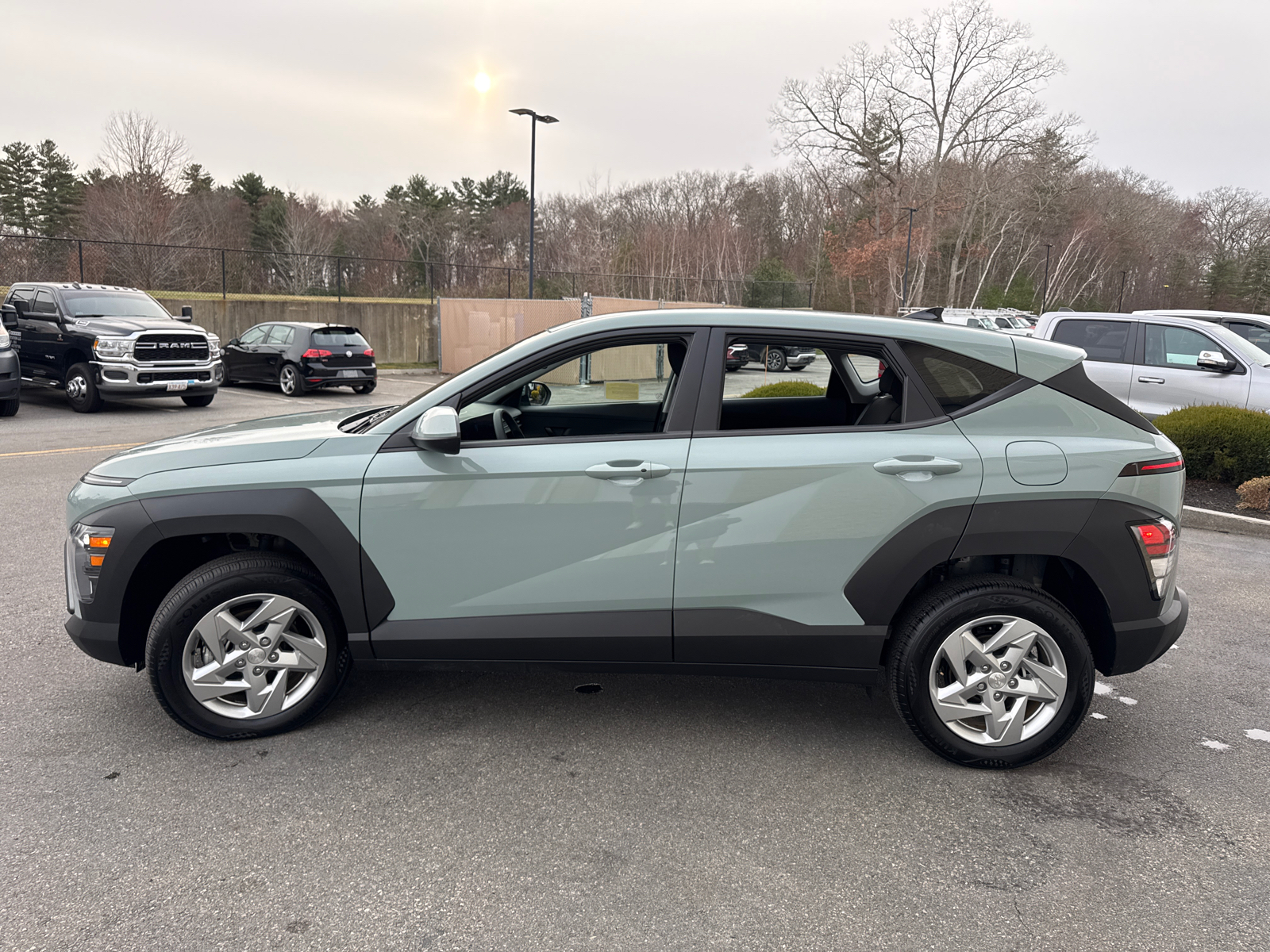 2024 Hyundai Kona SE 4