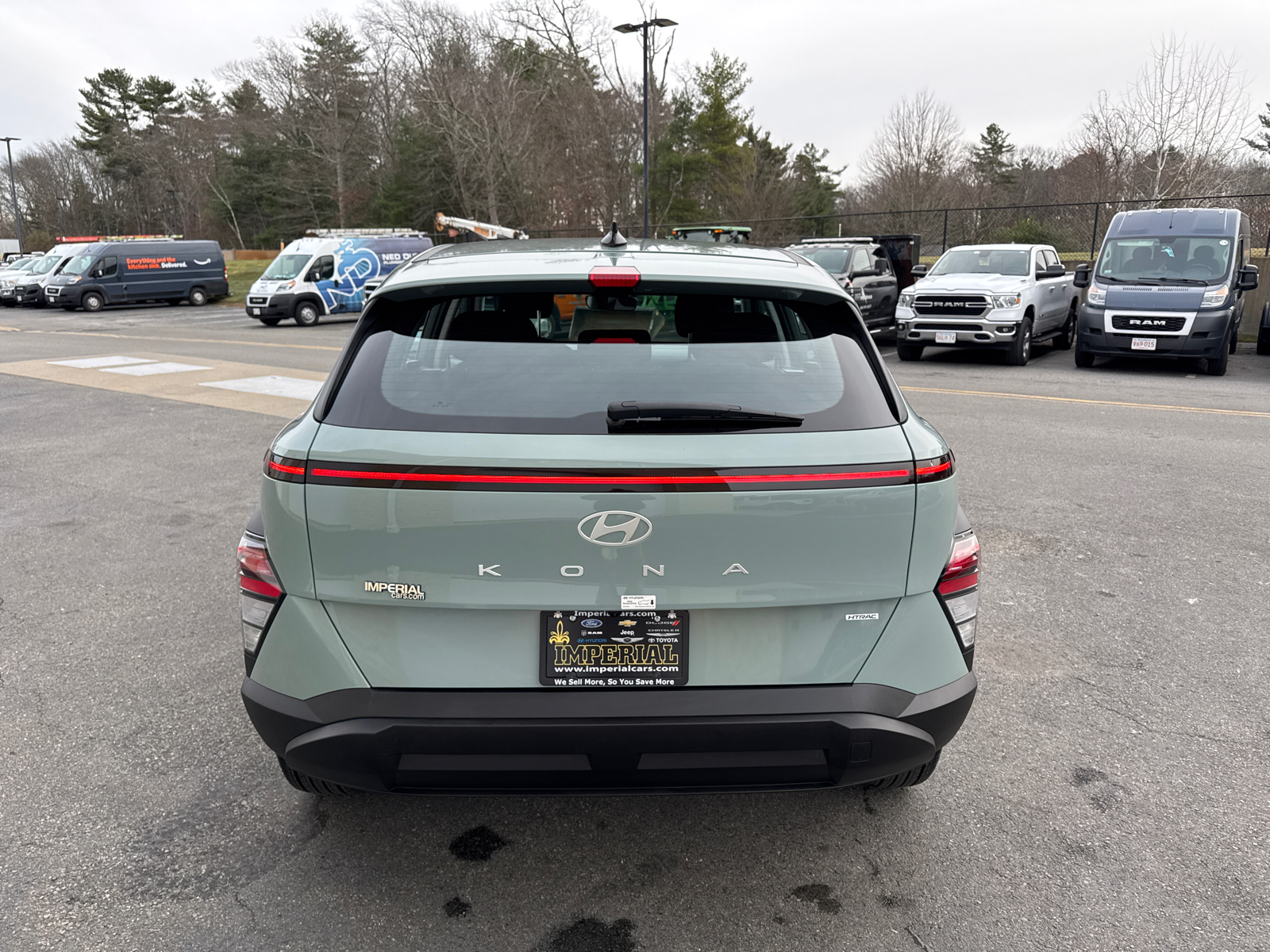 2024 Hyundai Kona SE 8