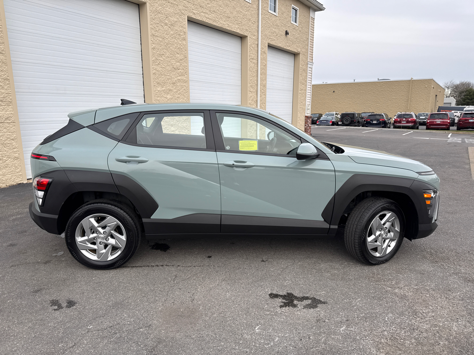 2024 Hyundai Kona SE 11