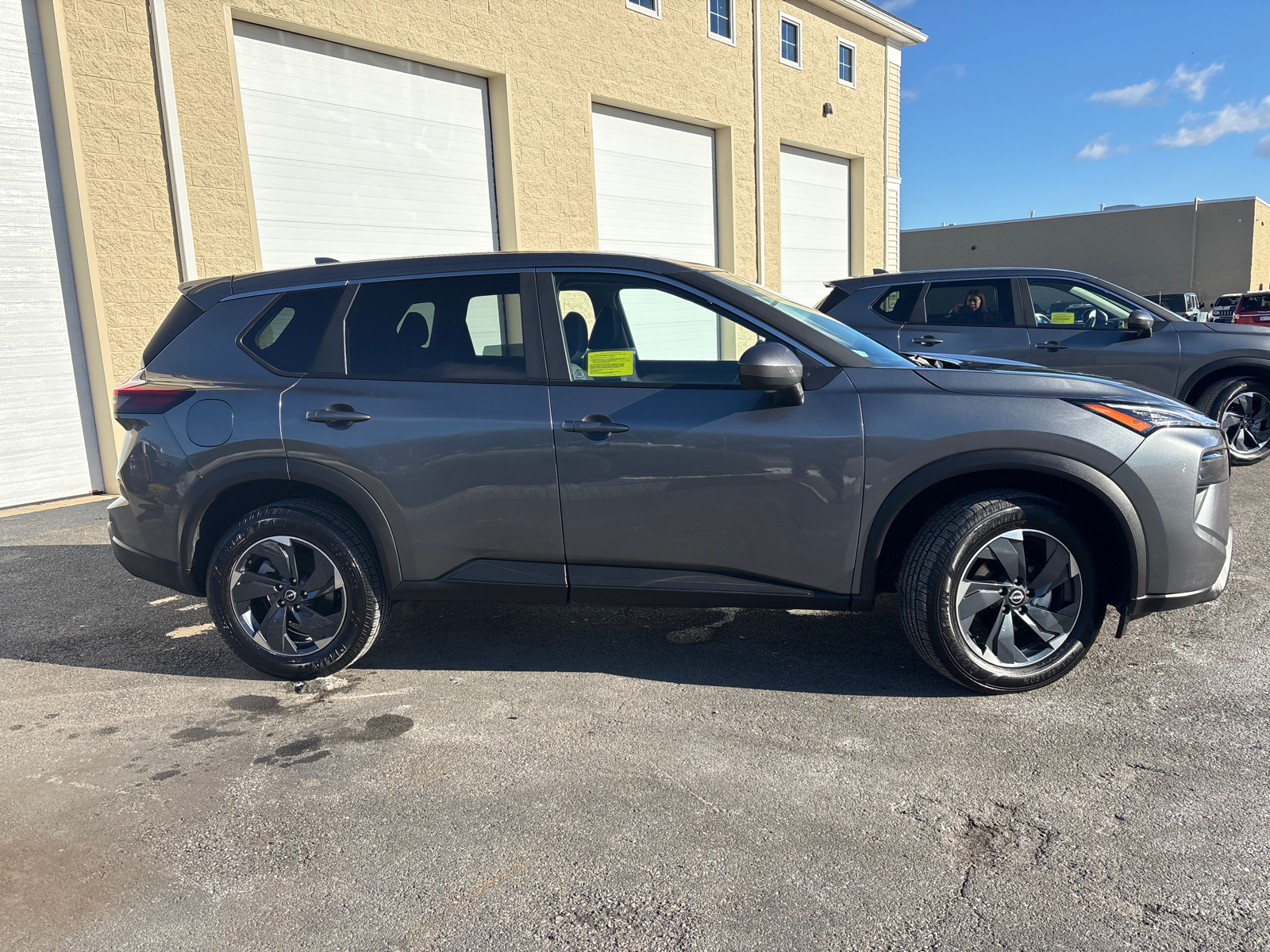 2024 Nissan Rogue SV 11