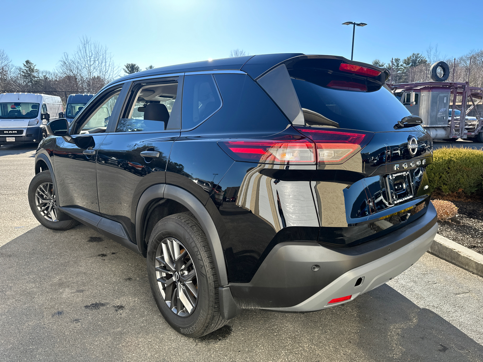 2023 Nissan Rogue S 7