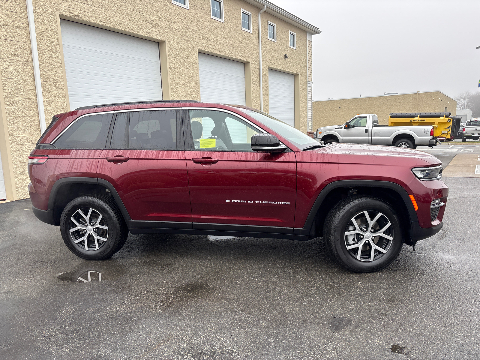 2024 Jeep Grand Cherokee Limited 11