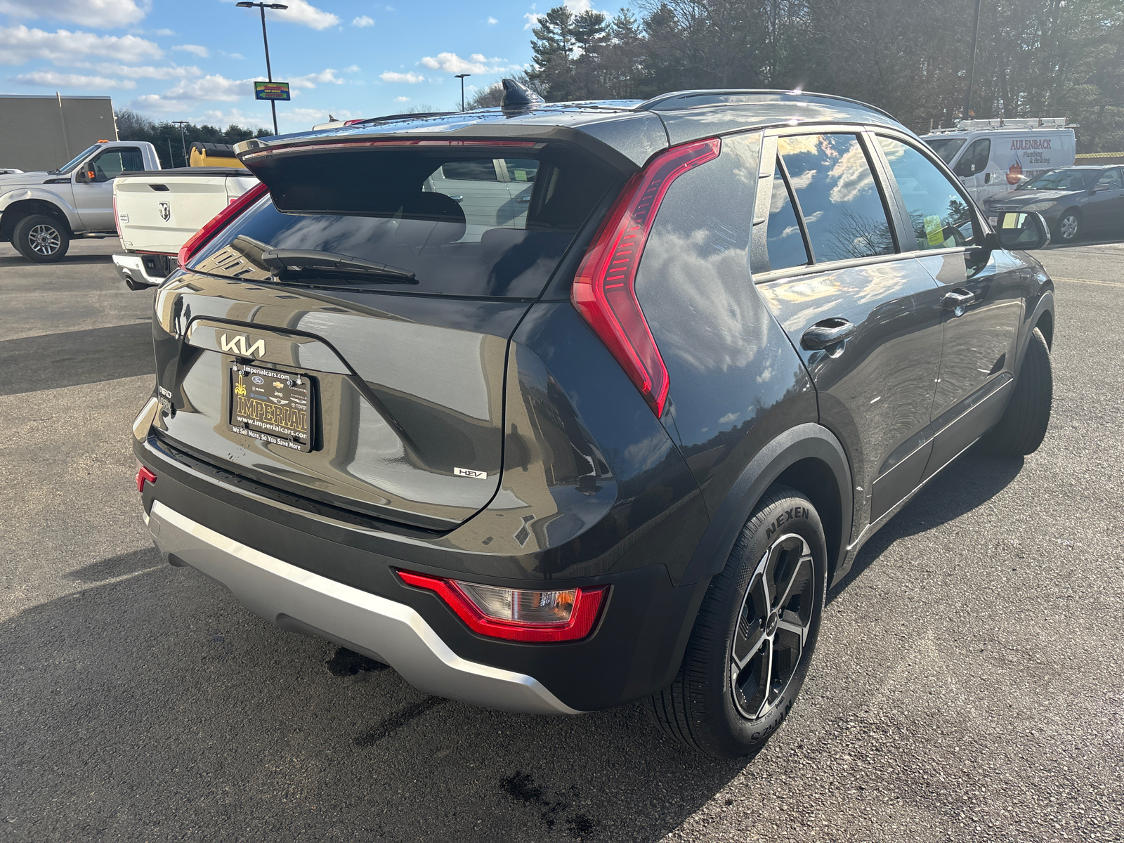 2023 Kia Niro LX 10