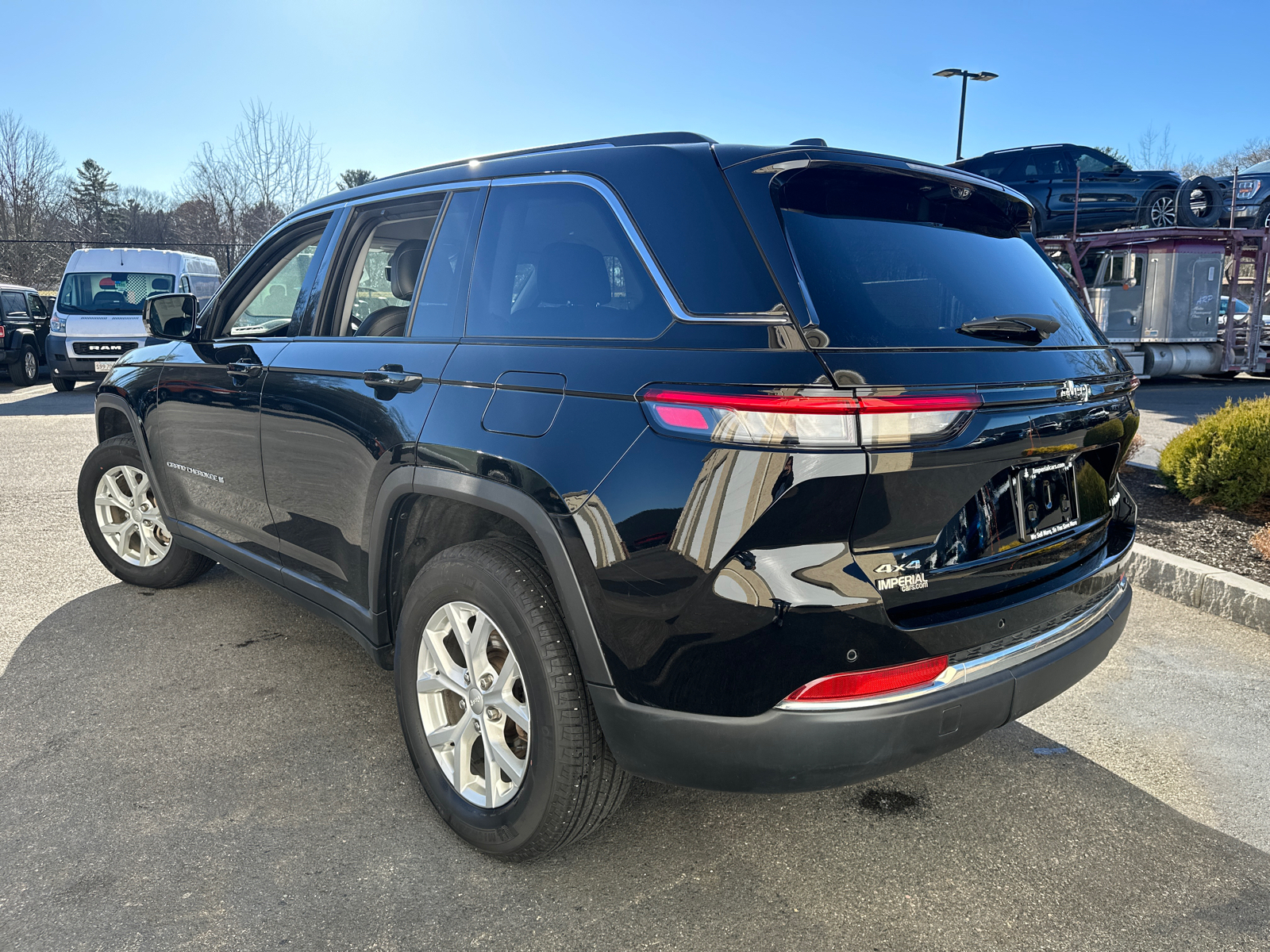 2023 Jeep Grand Cherokee Limited 7