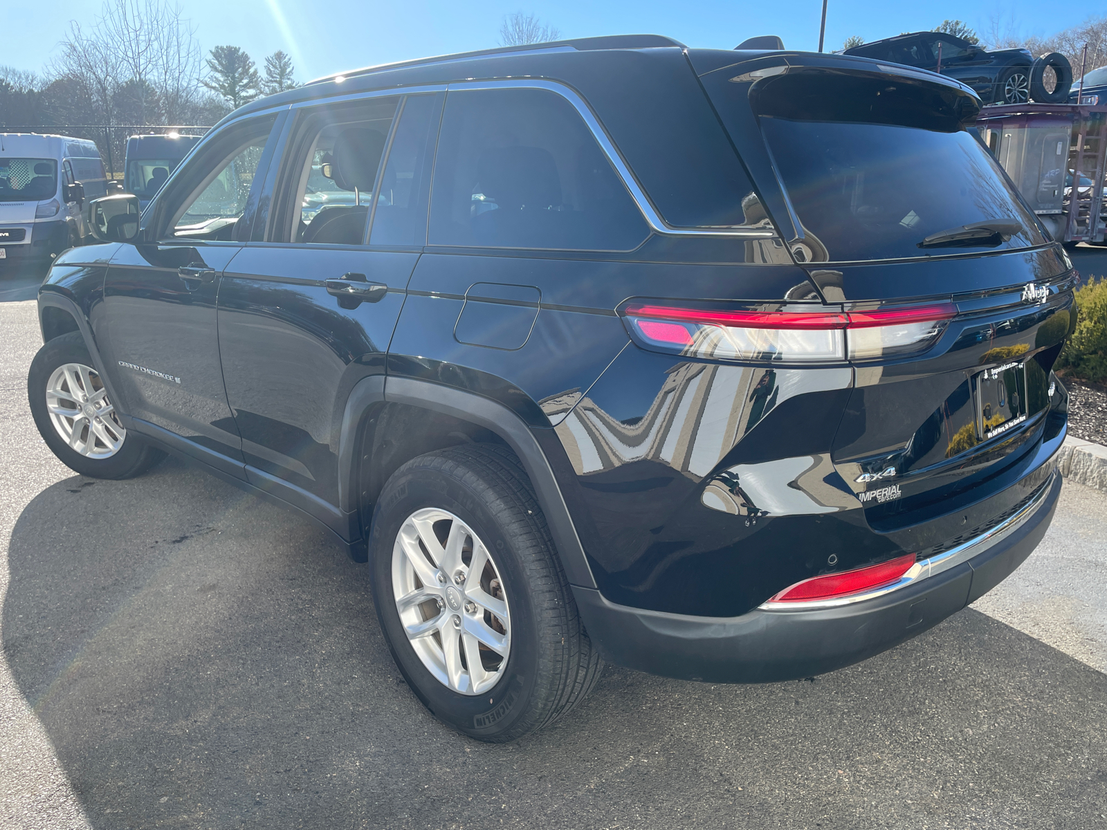 2023 Jeep Grand Cherokee Laredo 8