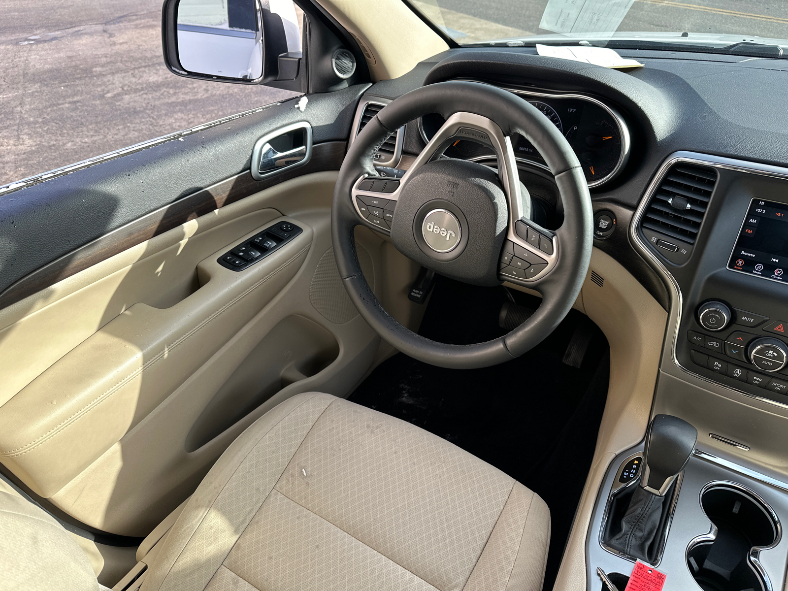 2018 Jeep Grand Cherokee Laredo 15