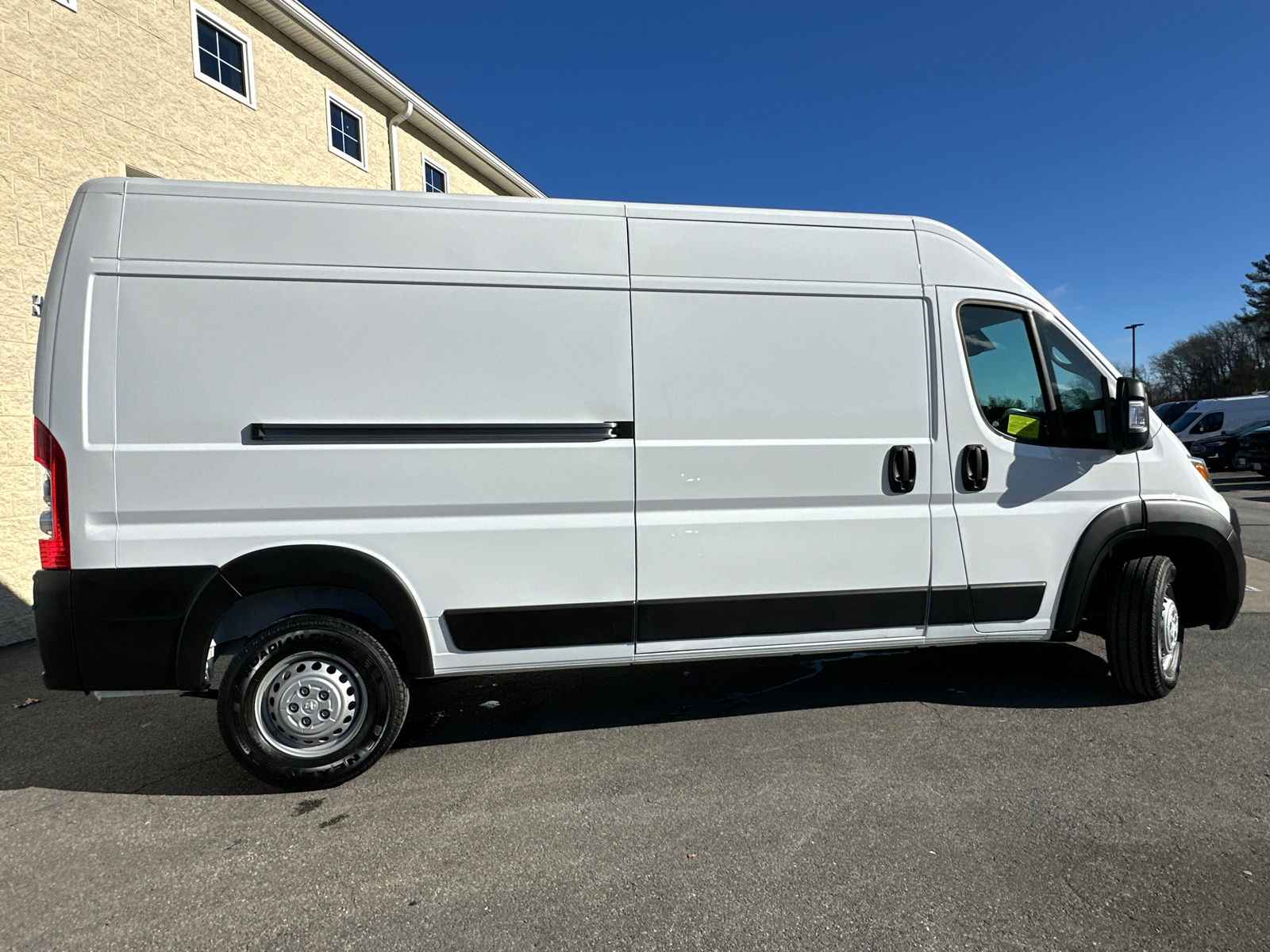 2024 Ram ProMaster 2500 High Roof 12