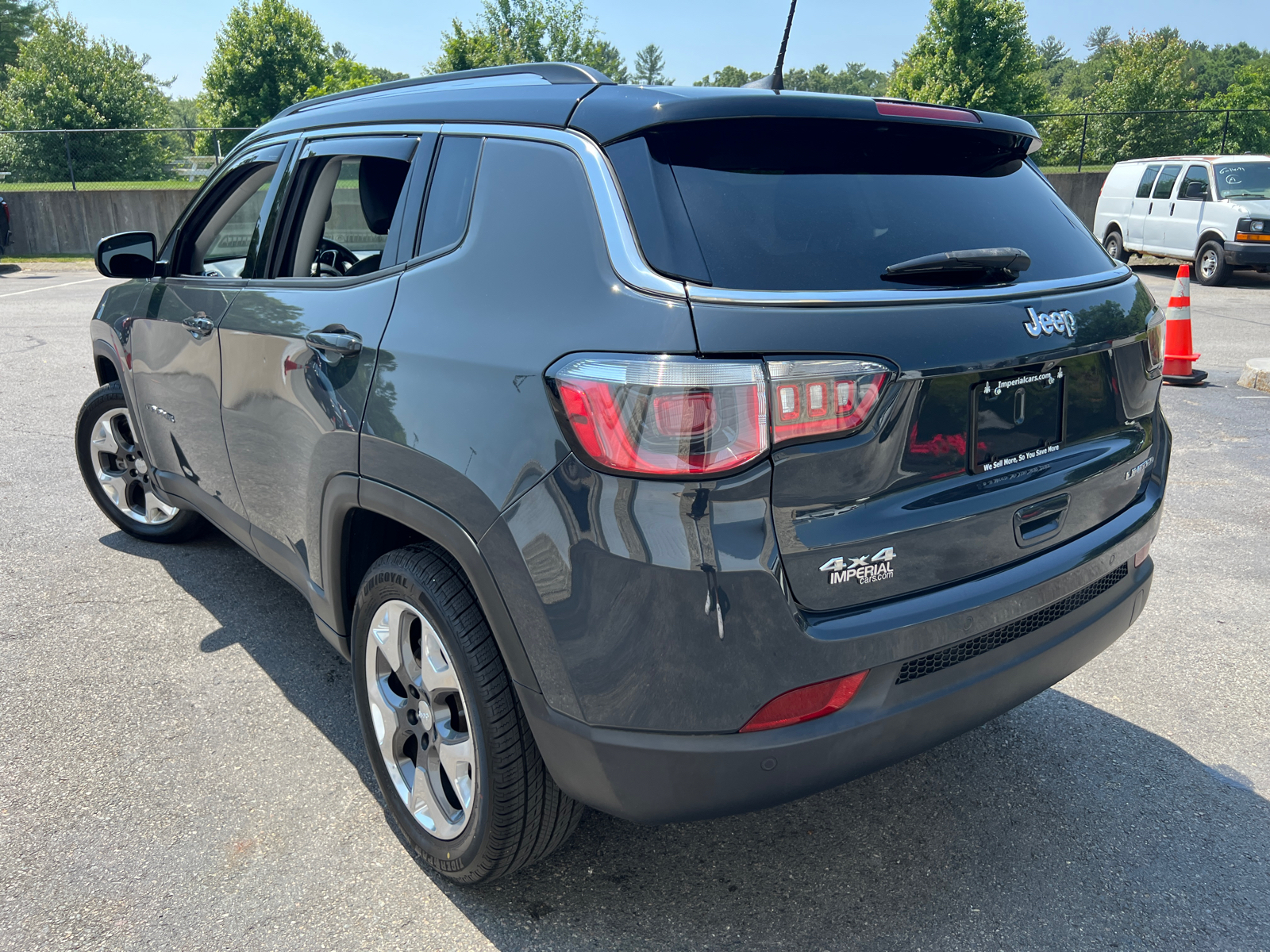 2018 Jeep Compass  7