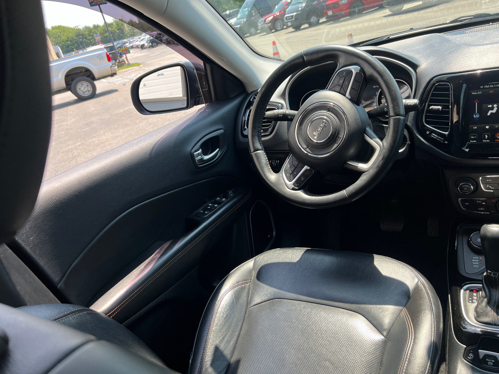 2018 Jeep Compass  16